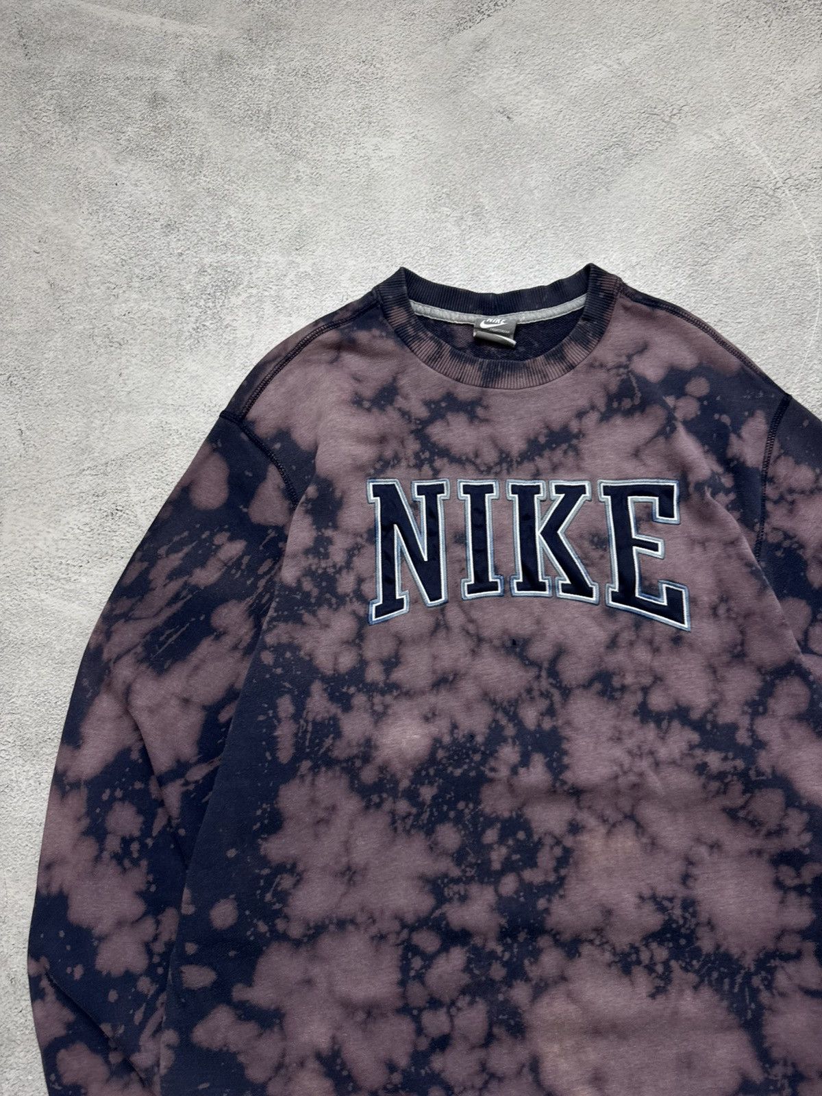 Nike Vintage Y2k Nike Spell Out Big Logo Sweatshirt 90’s Size US L / EU 52-54 / 3 - 1 Thumbnail