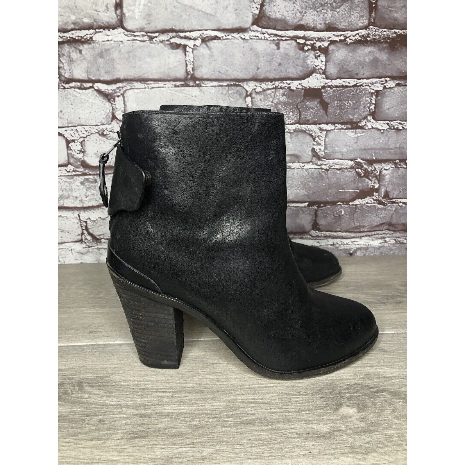 Rag & Bone Rag & Bone Black Leather Ankle Back Zip Heel Booties Women S Size US 9 / IT 39 - 1 Thumbnail