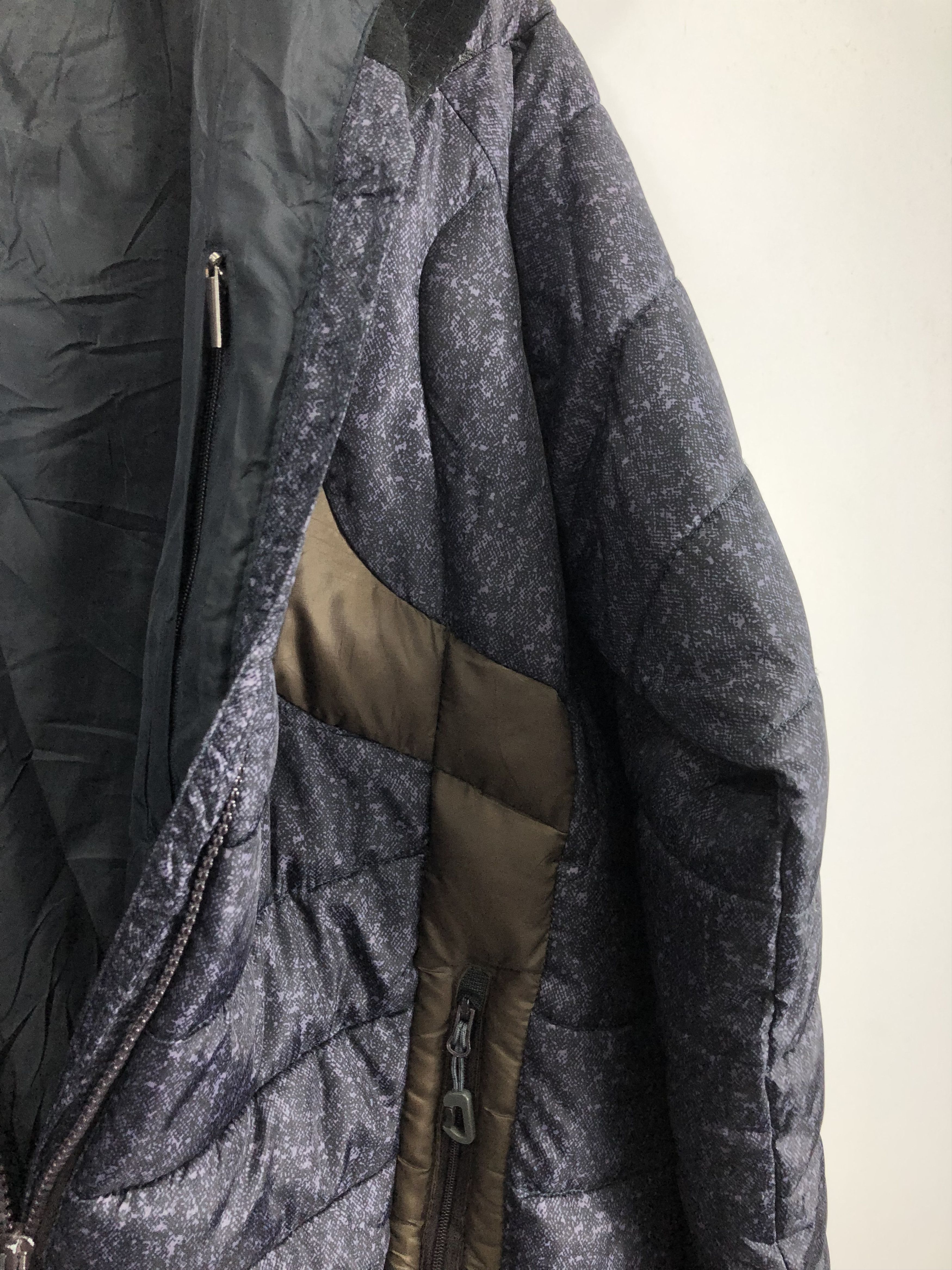 Vintage Vintage Japanese Brand Puffer Jacket J0616 Size US L / EU 52-54 / 3 - 11 Thumbnail