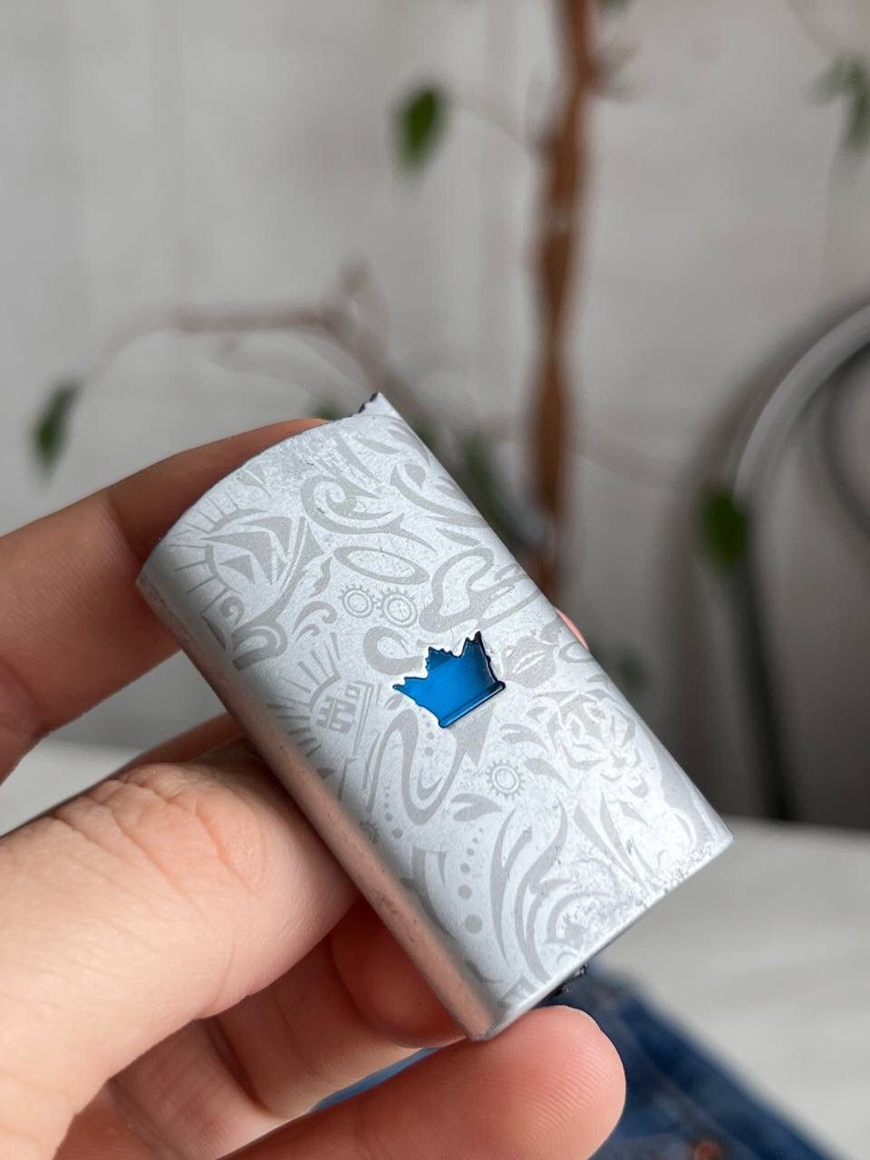 Designer × Vintage Vintage 00s Chesterfield lighter classic logo collections Size ONE SIZE - 5 Thumbnail