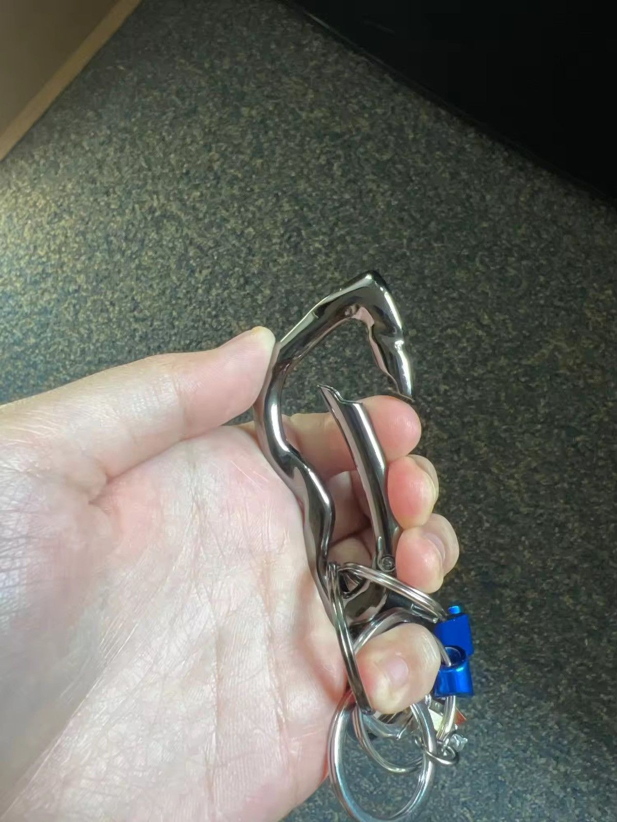Other Y2K Punk Carabiner Keychain Size ONE SIZE - 1 Thumbnail