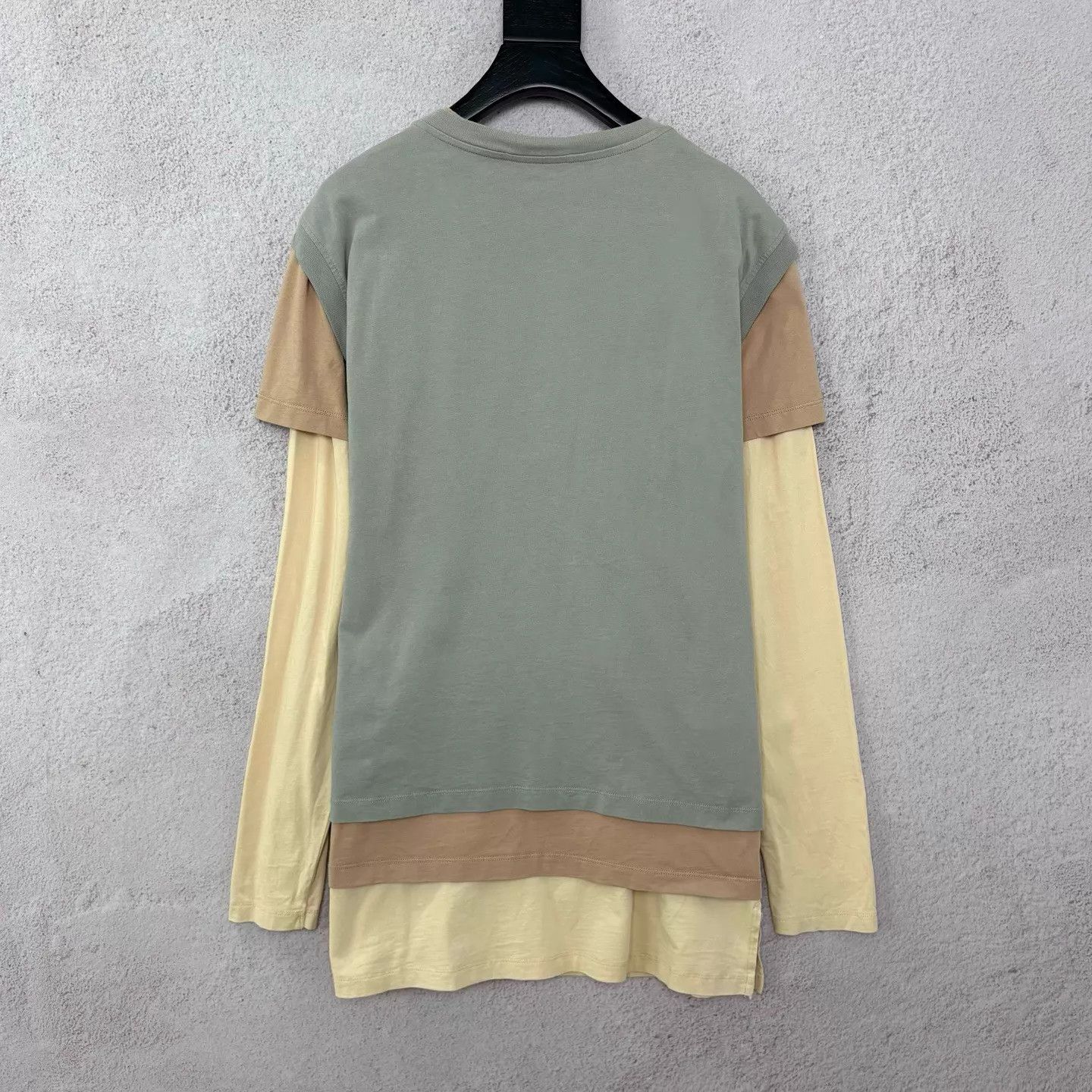 Miu Miu MIUMIU 3-in-1 stacked logo long sleeve T-shirt SS Size M / US 6-8 / IT 42-44 - 2 Thumbnail