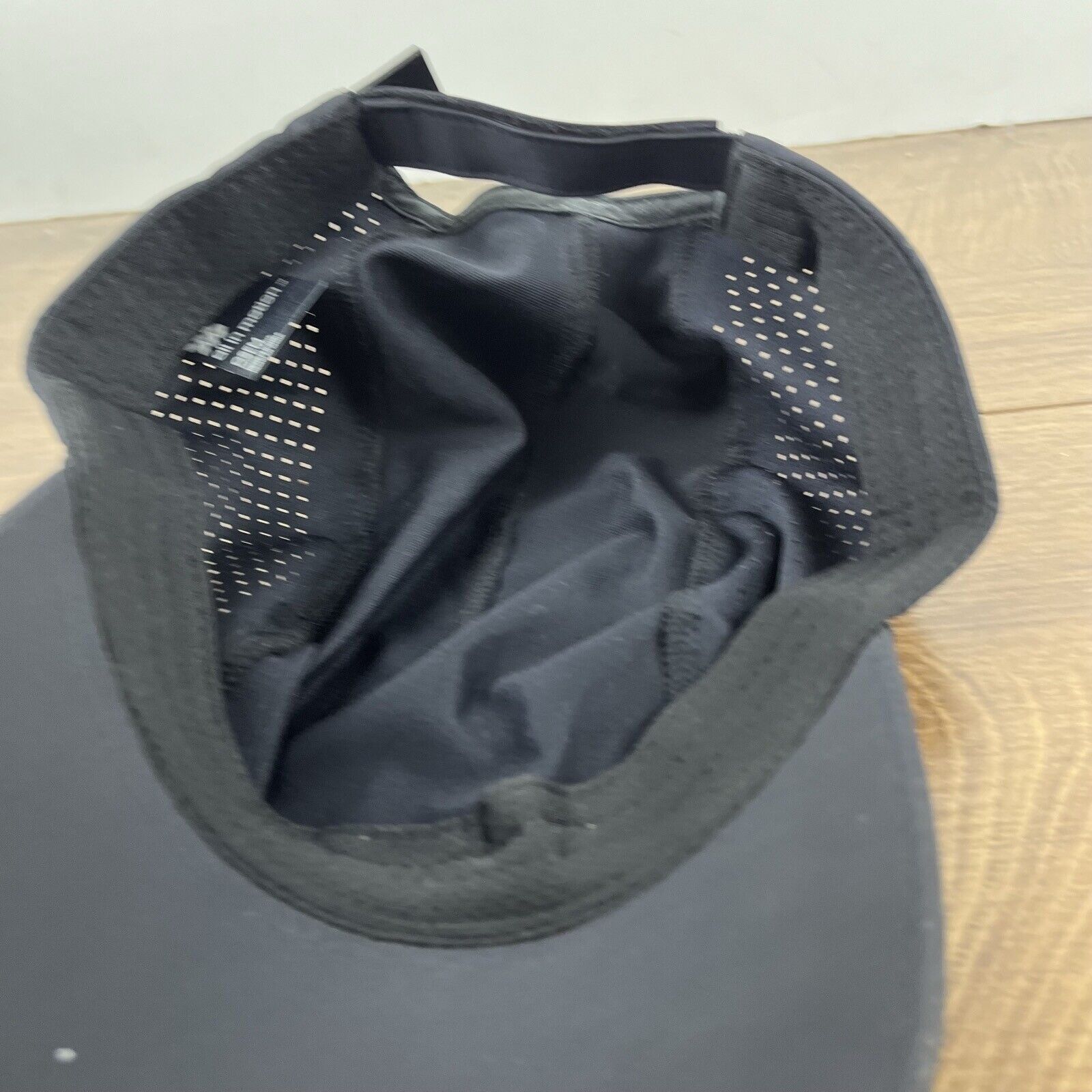 Other Black Athletic Hat Running Hat Black Cap Hat Adjustable Hat Size ONE SIZE - 14 Thumbnail