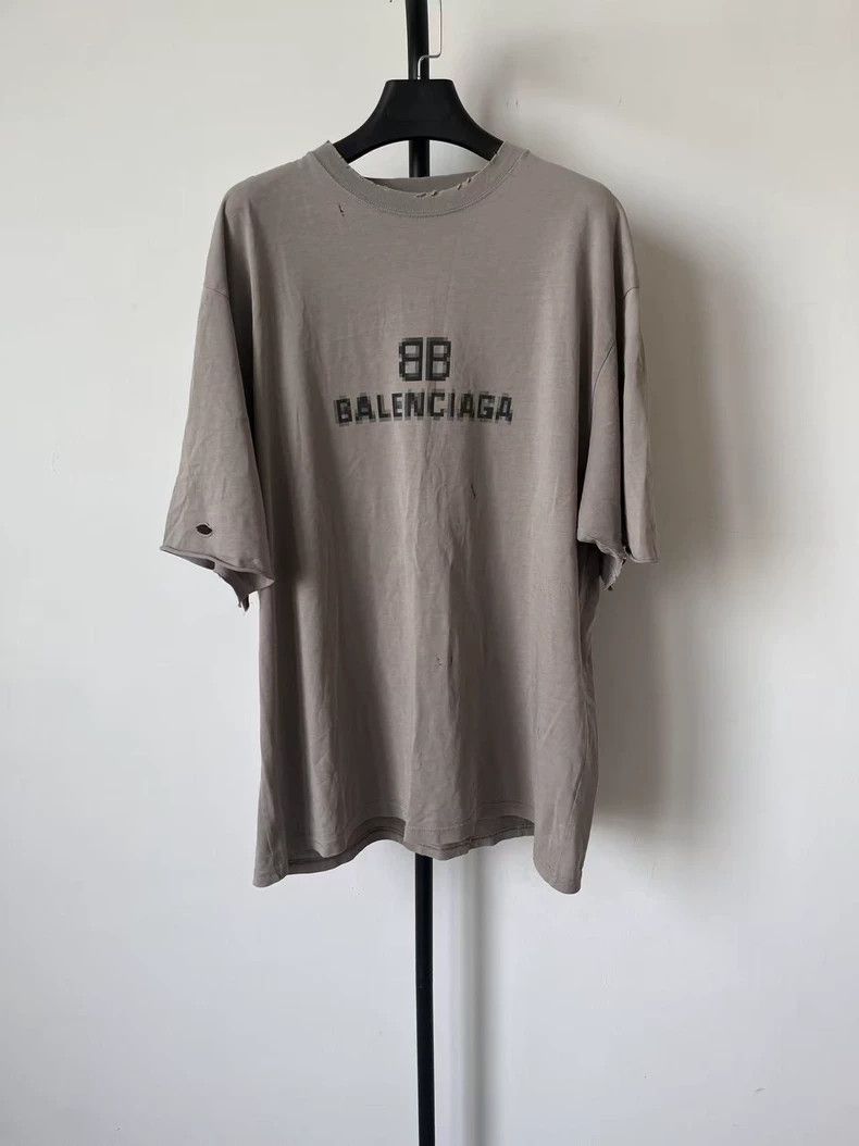 Balenciaga Balenciaga Mosaic Blur Logo BB Letters Loose Ripped Made O Size US XXS / EU 40 - 1 Thumbnail