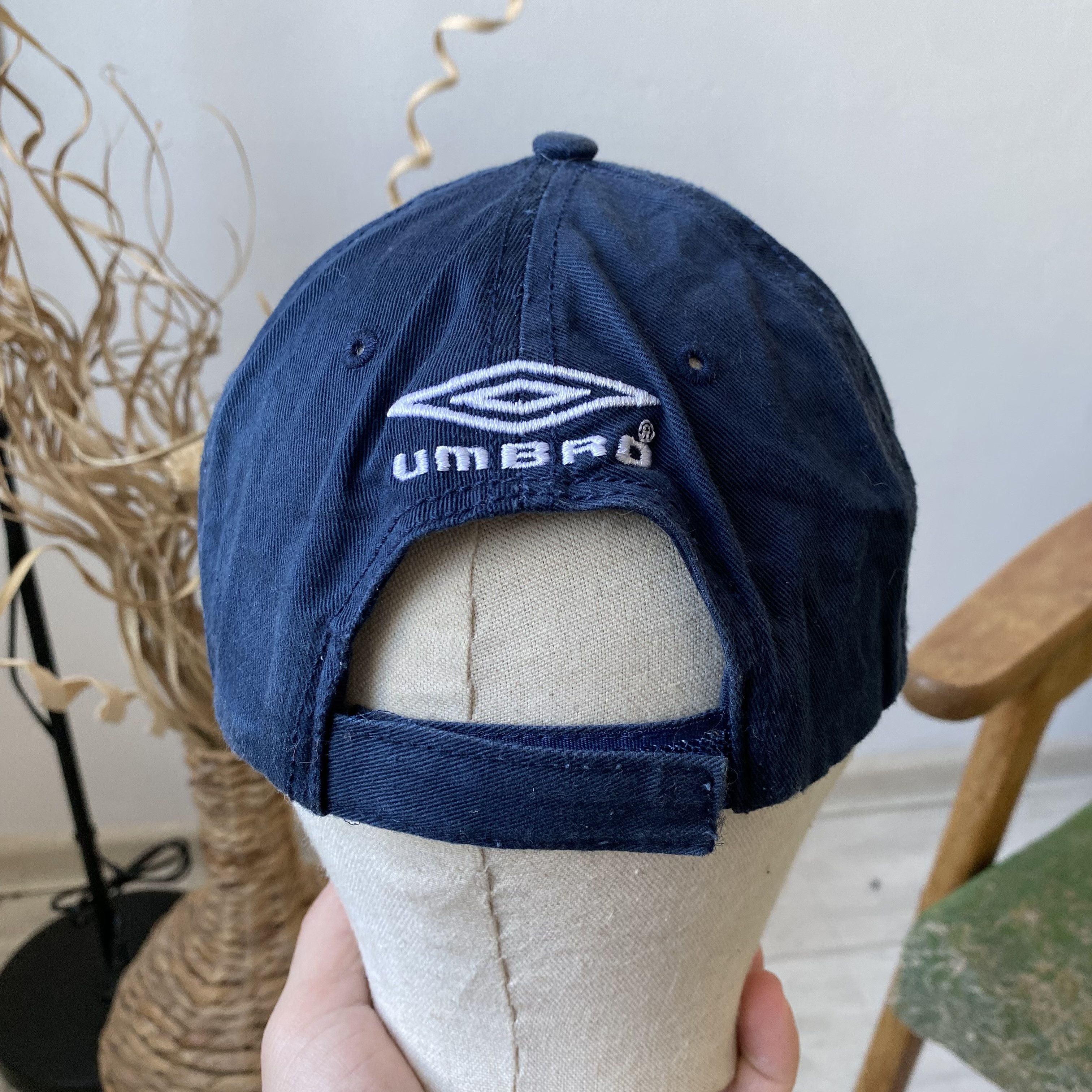 Umbro ⚽️ Vintage 90s Umbro England jersey Cap Carlsberg blockore Size ONE SIZE - 4 Thumbnail