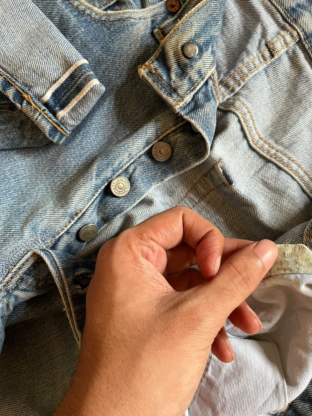 Levi's Vintage 70s Levis 501 Selvedge Bartacks Loose Jeans Button 6 Size US 31 - 12 Thumbnail