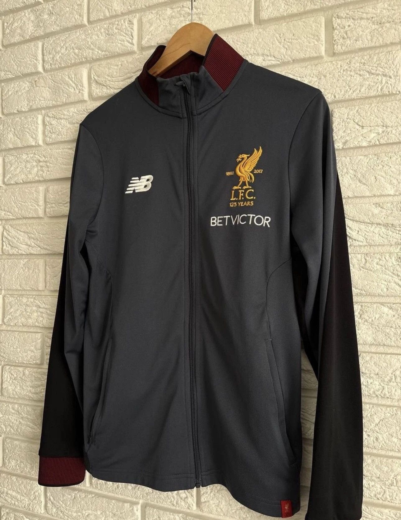 New Balance Liverpool New Balance 2017/2018 training track jacket Size US S / EU 44-46 / 1 - 4 Thumbnail