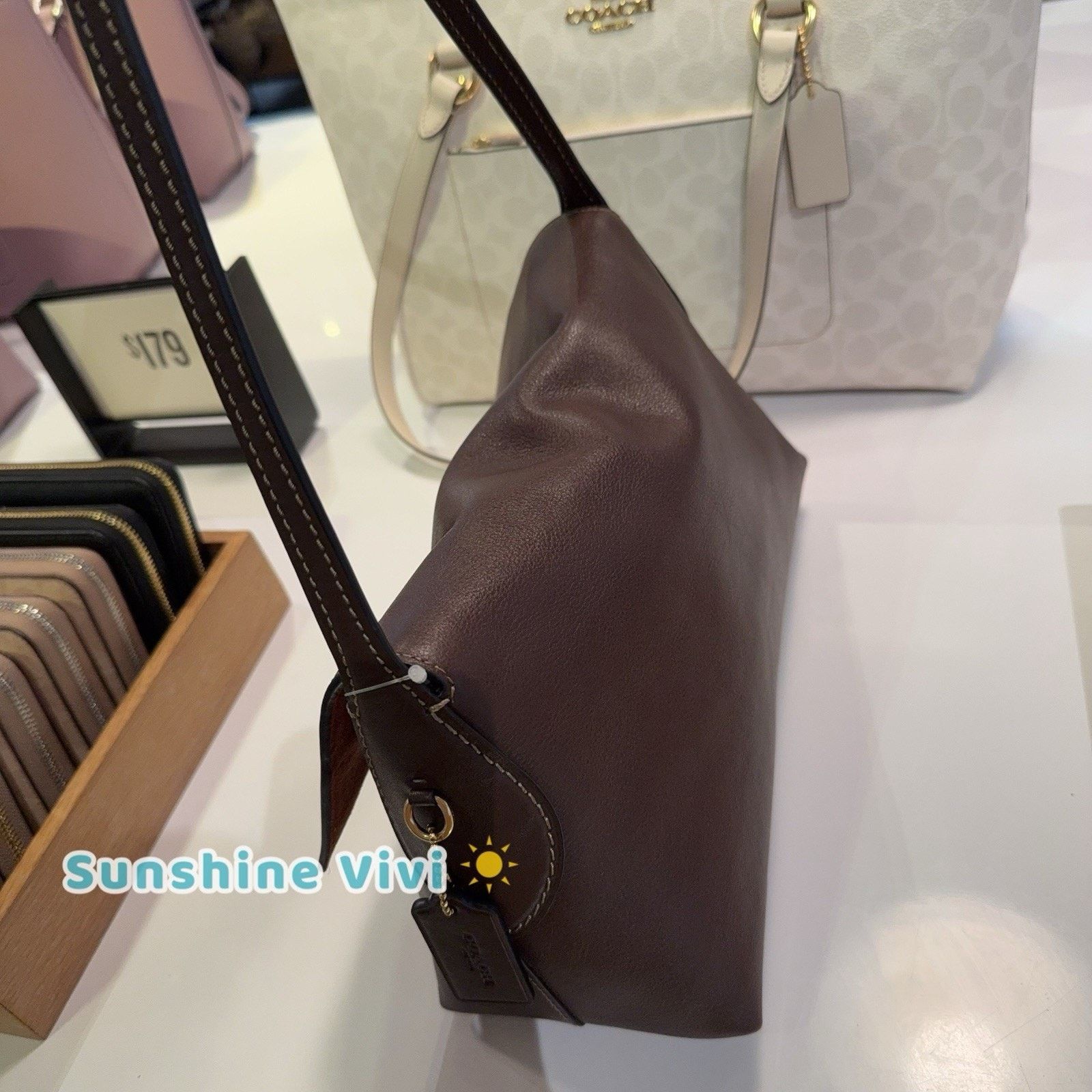 Coach NWT Coach Chelsea Shoulder Bag 30 Brass maple Leather Cds58 Size ONE SIZE - 5 Thumbnail