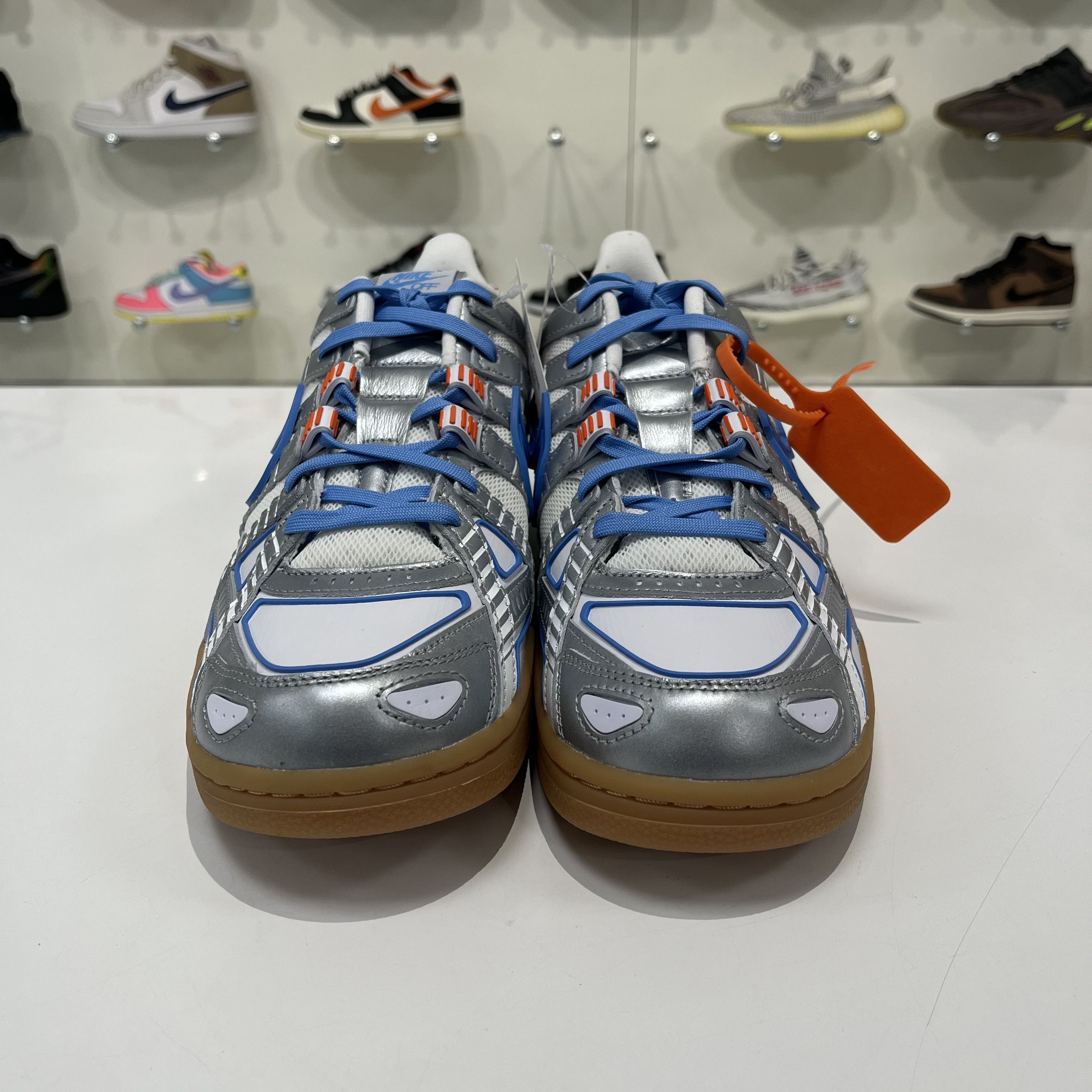Nike × Off-White Nike Air Rubber Dunk Off-White UNC Size US 10 / EU 43 - 5 Thumbnail