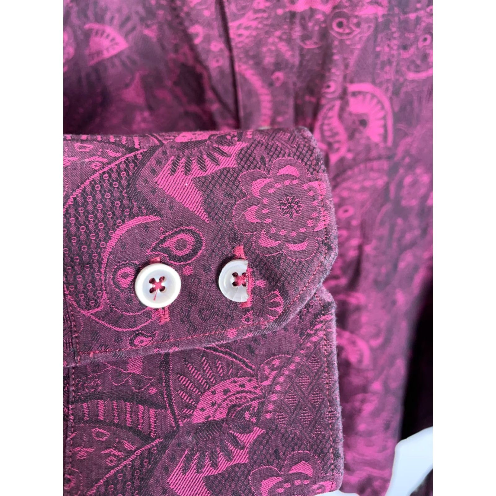 Robert Graham Robert Graham Paisley Pattern Shirt Men's XL Purple Pink Cotton Dot Flip Cuff Shirt Size US XL / EU 56 / 4 - 4 Thumbnail