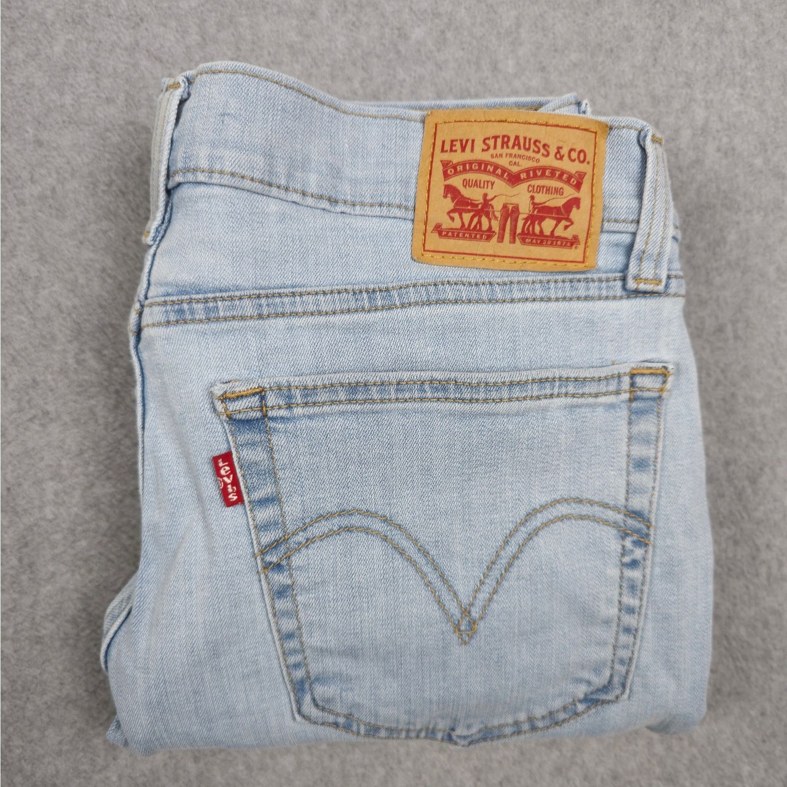 Levi's Levi's Womens 29x27 Boyfriend Jeans Light Wash Size 29" - 1 Thumbnail