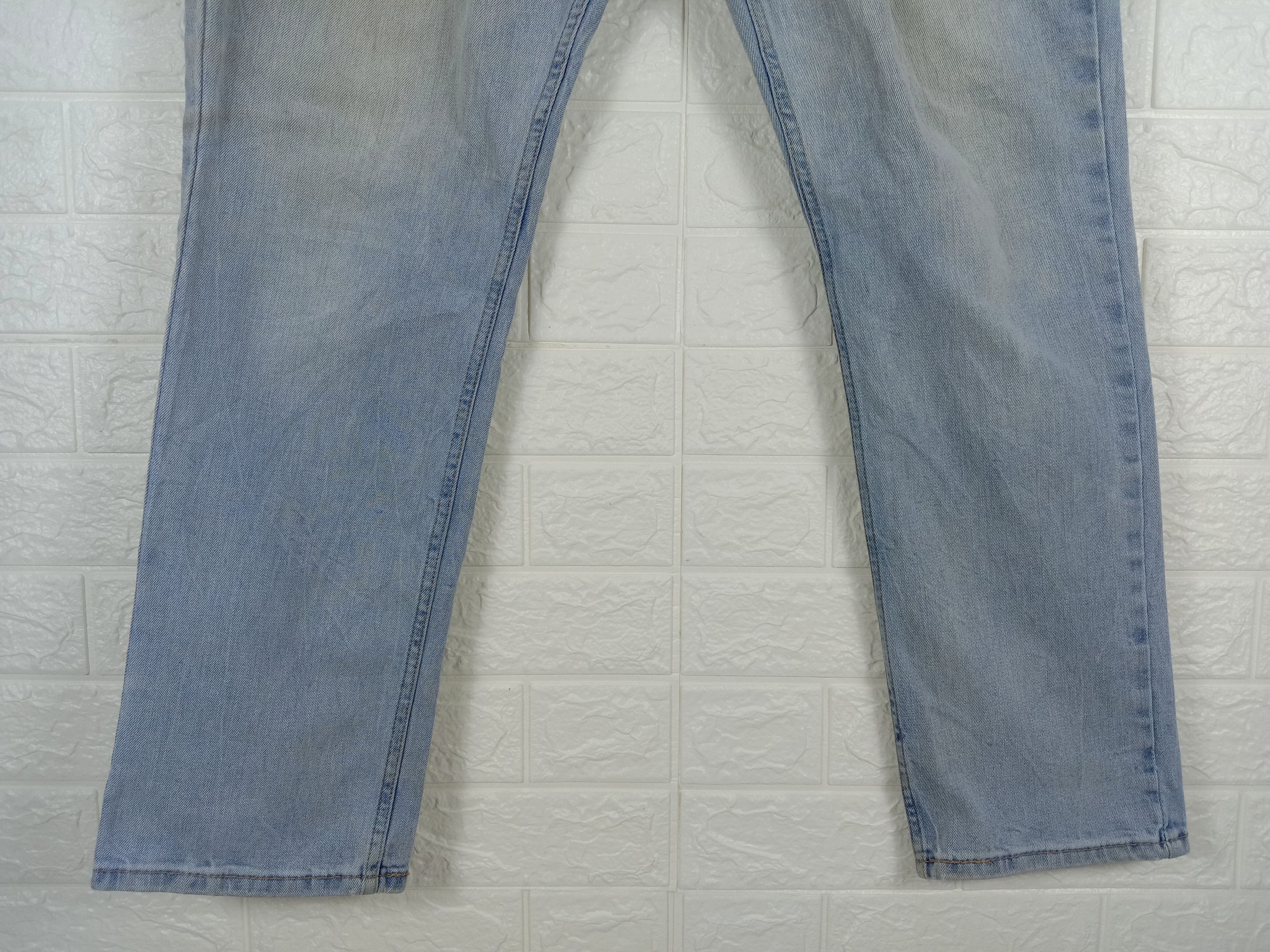 Levi's Vintage Levi's 511 Jeans Light Wash Slim Cut Denim Size US 36 / EU 52 - 4 Thumbnail