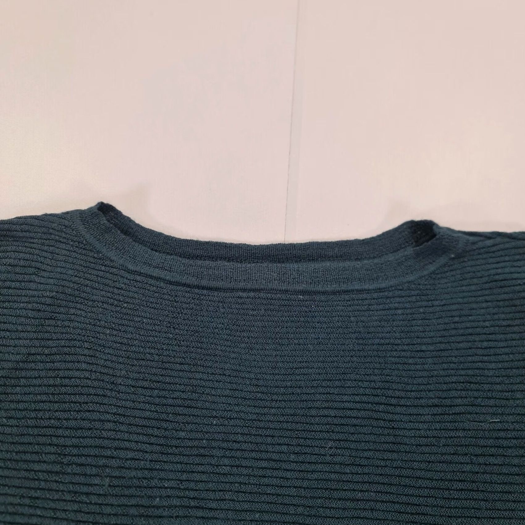 Vintage Tahari Womens Jumper Green Large Merino Wool Knit Pullover Long Sleeve Boat Neck Casual Womens Luxury City Designer" Size L / US 10 / IT 46 - 2 Thumbnail