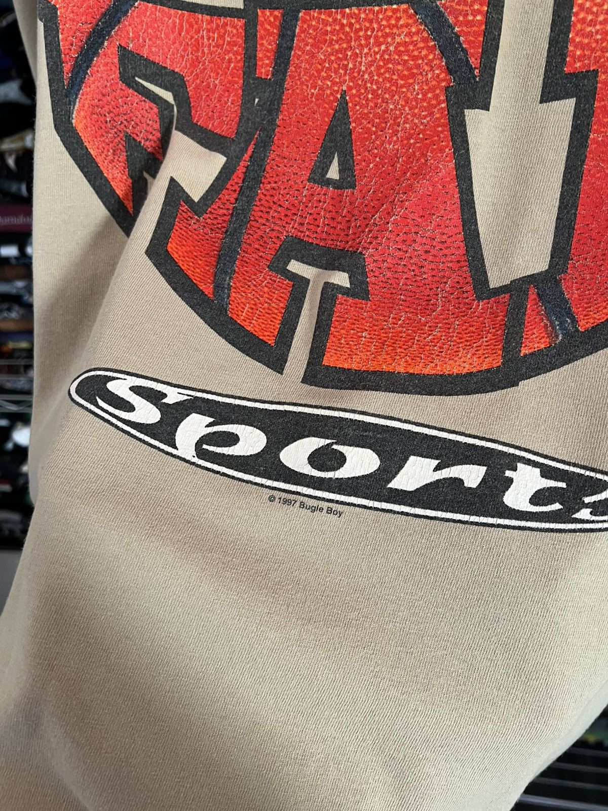 Bugle Boy 1997 Big Fan Sports Basketball NBA Boxy Tee 90s Size US XL / EU 56 / 4 - 5 Thumbnail
