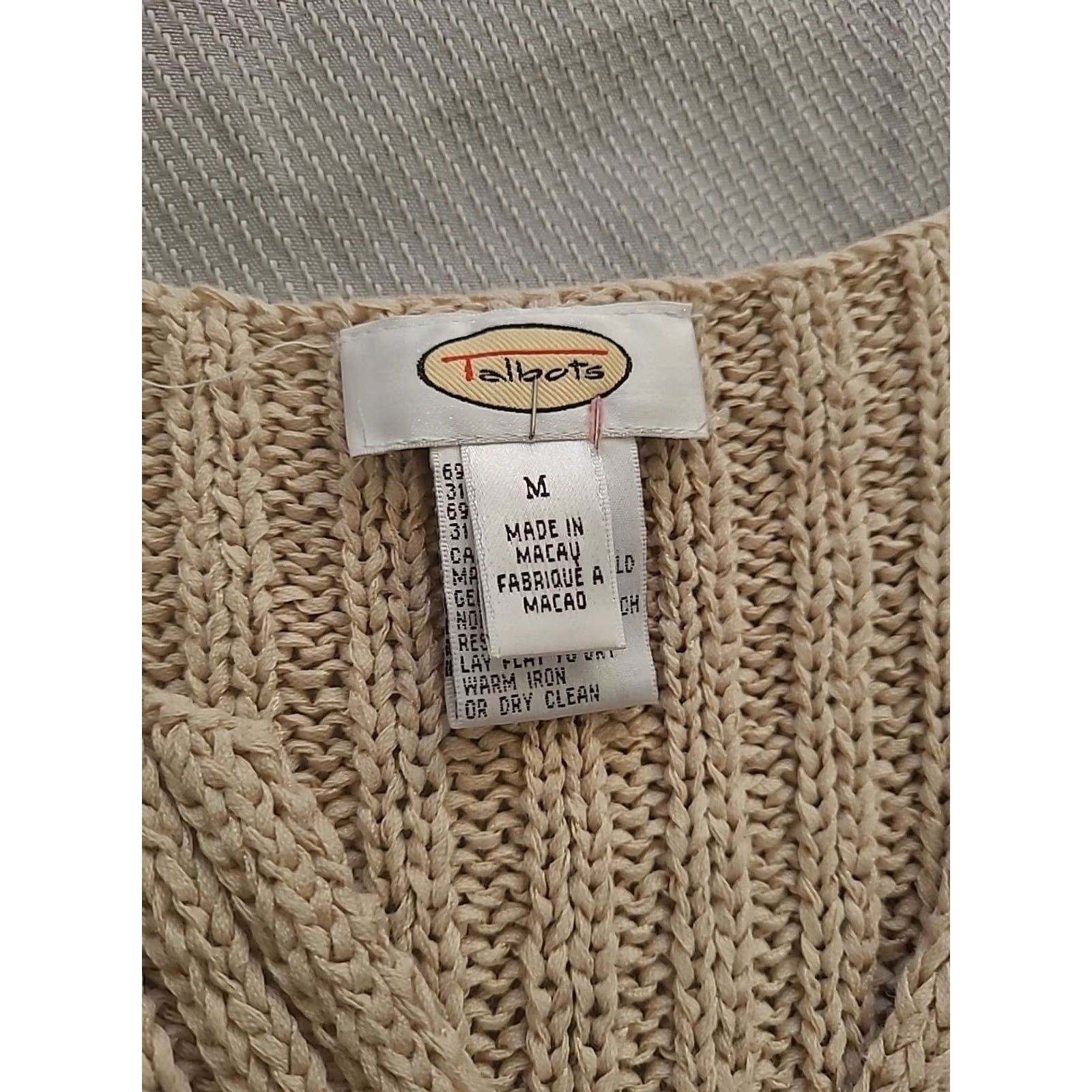 Talbots VINTAGE Talbots Sweater Womens Medium Beige Cream Sleeveless V-Neck Cable Knit Top Size M / US 6-8 / IT 42-44 - 6 Thumbnail