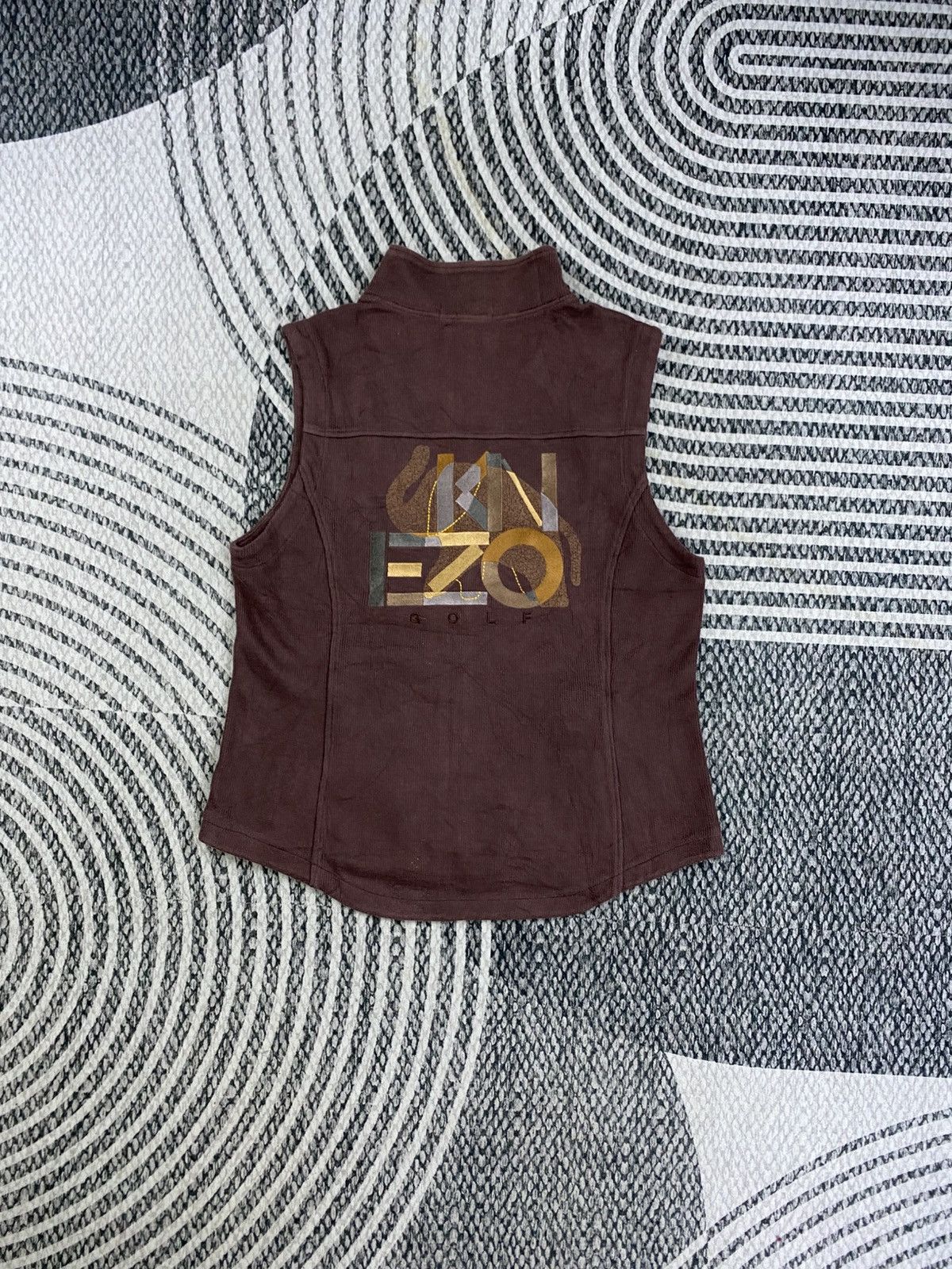 Kenzo Vintage Kenzo Golf Big Logo Embroidery Vest Size US S / EU 44-46 / 1 - 1 Thumbnail