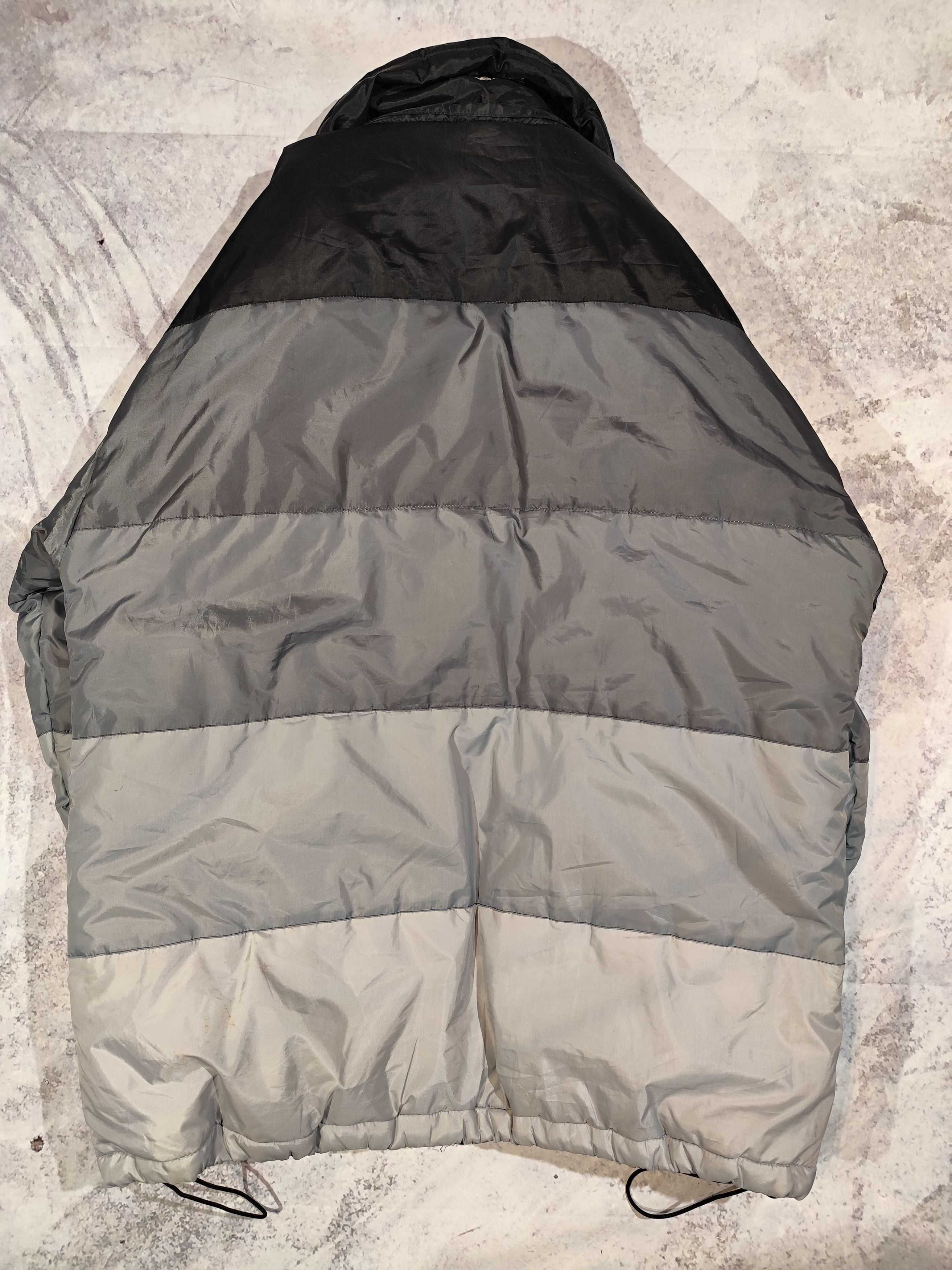 Vintage Vintage 90's BearUSA windproof jacket L Size US L / EU 52-54 / 3 - 9 Thumbnail