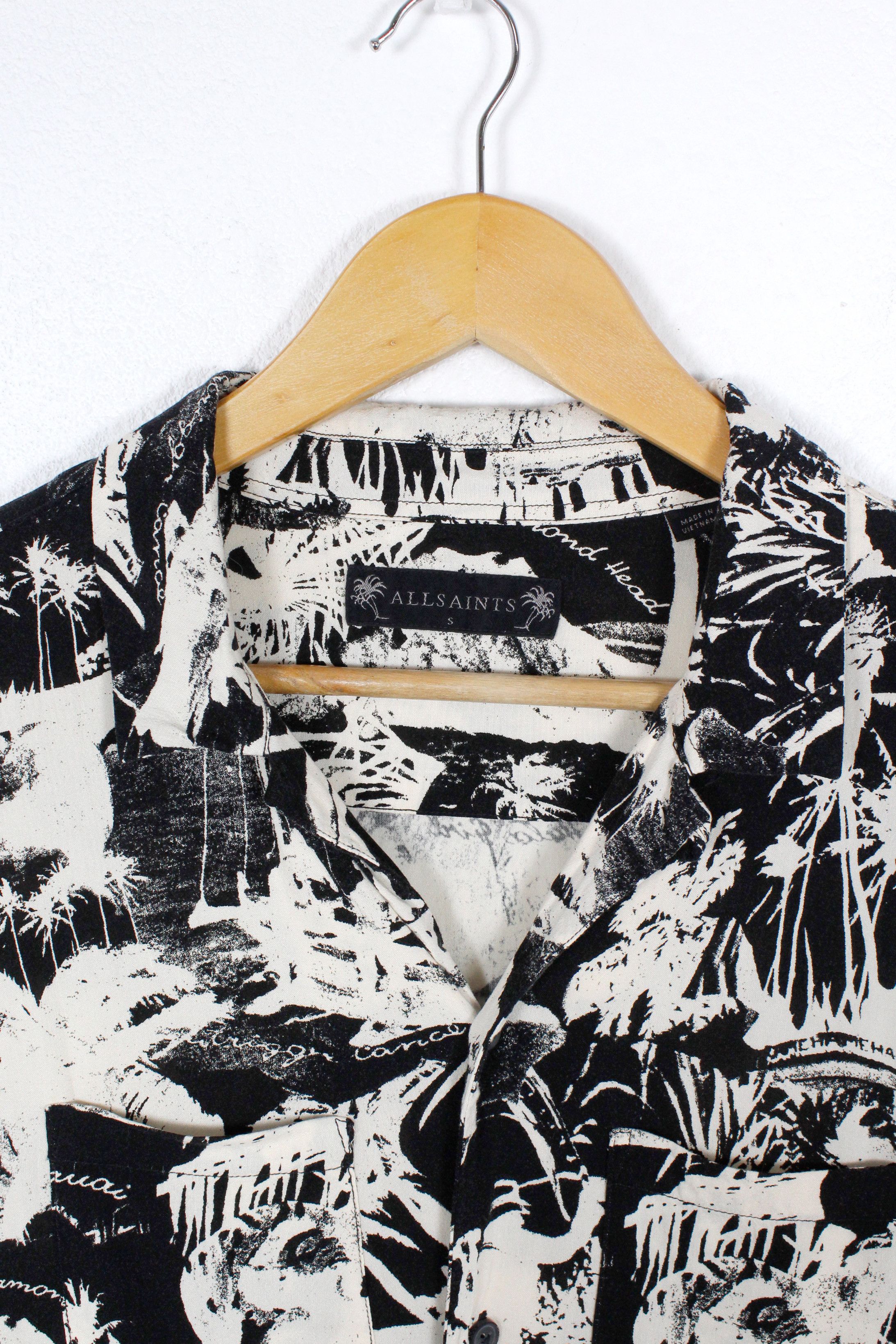 Allsaints × Japanese Brand Allsaints AWA Japanese Printed Camp Hawaiian Shirt AC Size US S / EU 44-46 / 1 - 2 Thumbnail