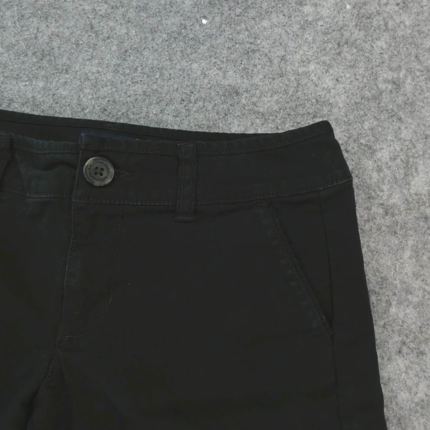American Eagle Outfitters American Eagle Shorts 0 Stretch Chino Flat Front Midi Black Womens Size 28" / US 6 / IT 42 - 5 Thumbnail