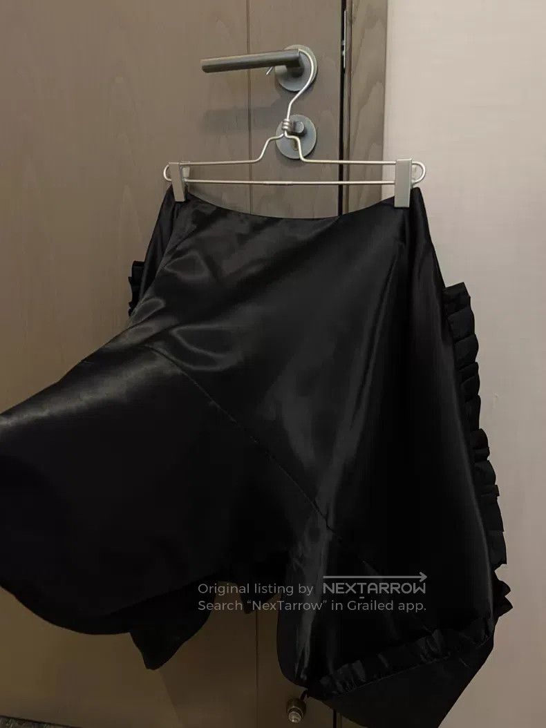 Comme des Garcons Comme Des Garcons size S Satin ruffle hem skirt Size 25" / US 0 / IT 36 - 4 Thumbnail