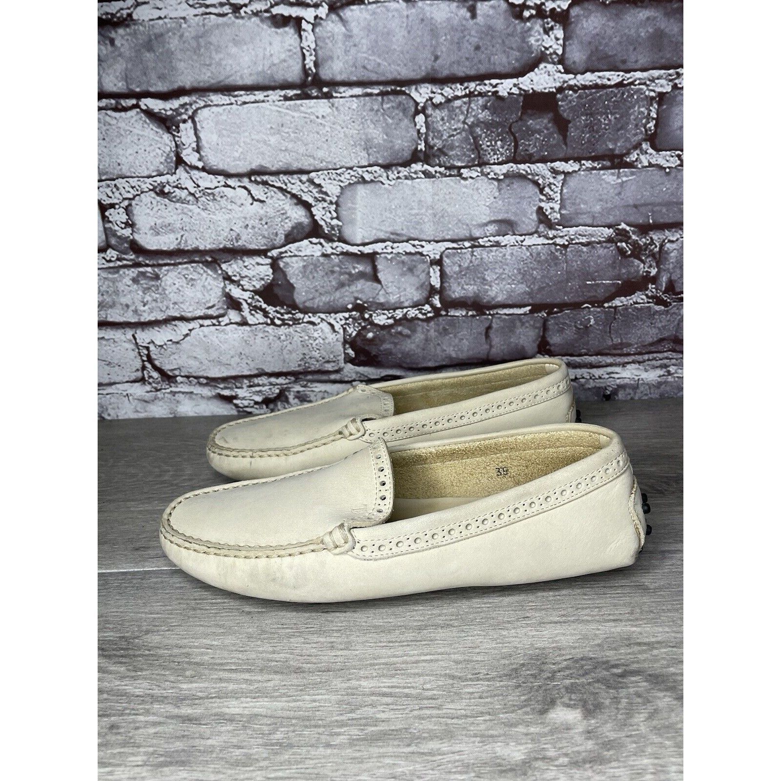 Tod's TOD'S Ivory Off White Suede Leather Moc Loafers Driving Shoe Size US 8 / IT 38 - 1 Thumbnail