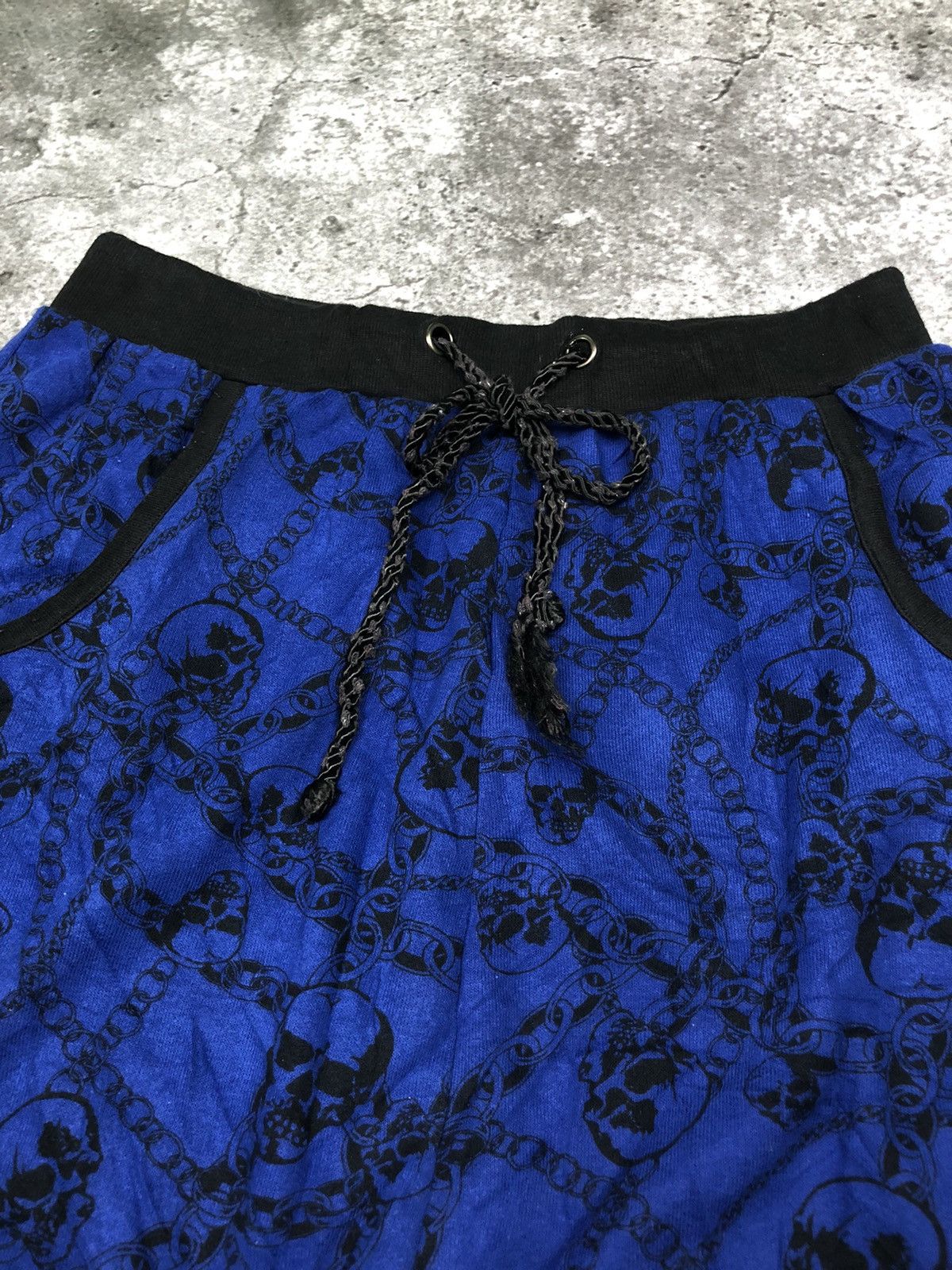 Japanese Brand Vida Roseo Cropped Y2K Skull Print Pants Size US 30 / EU 46 - 3 Thumbnail