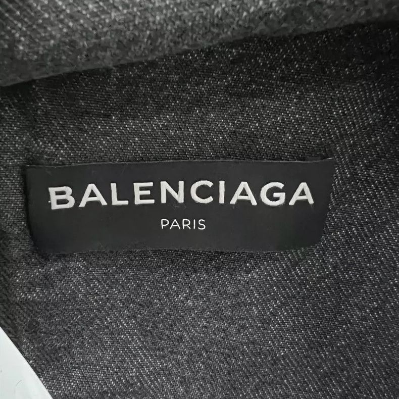 Balenciaga Balenciaga size 46 Black and grey washed denim jacket Size US S / EU 44-46 / 1 - 3 Thumbnail