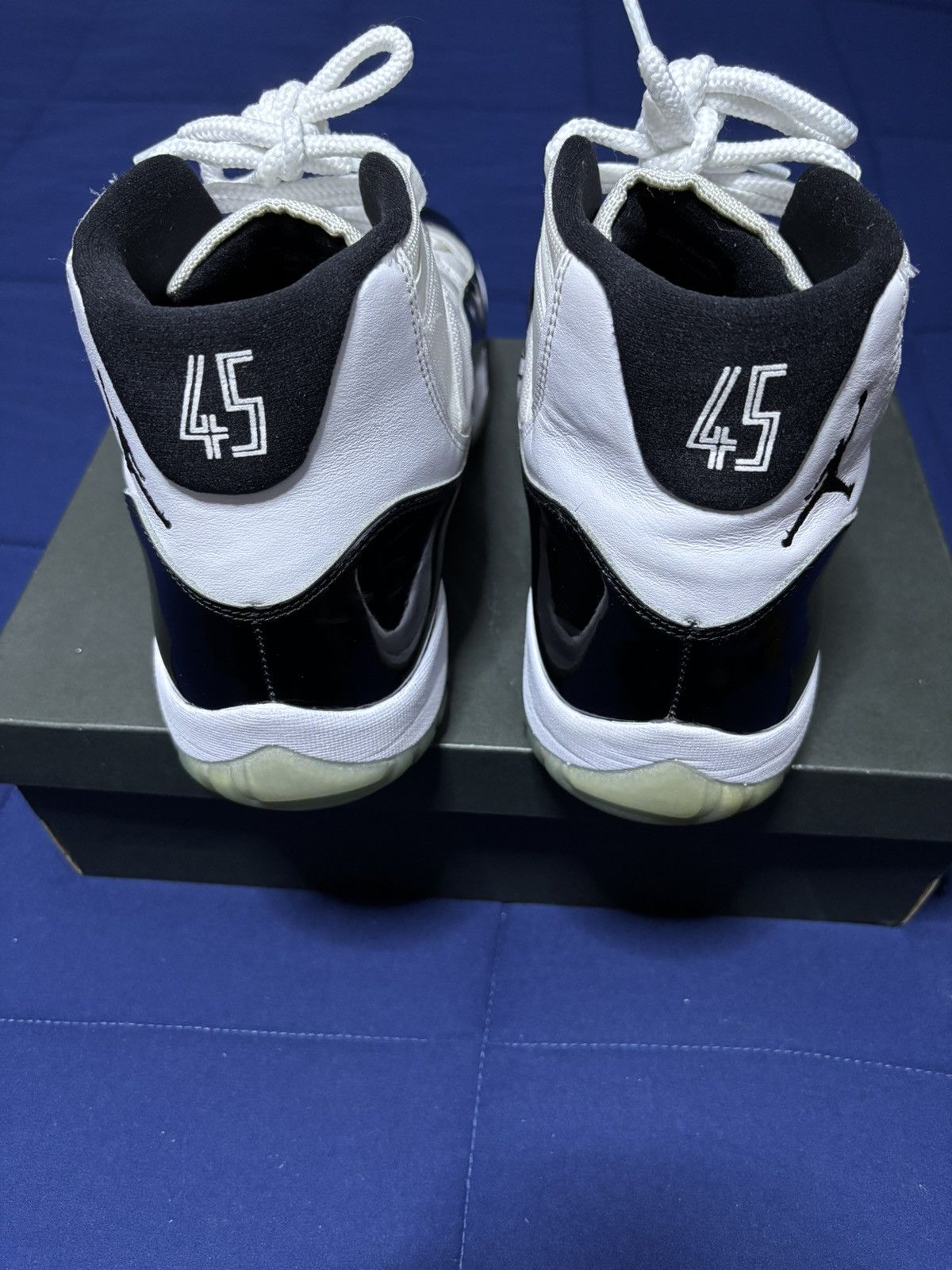 Jordan Brand Jordan 11 Retro High Concord 2018 Size 13 Size US 13 / EU 46 - 4 Thumbnail