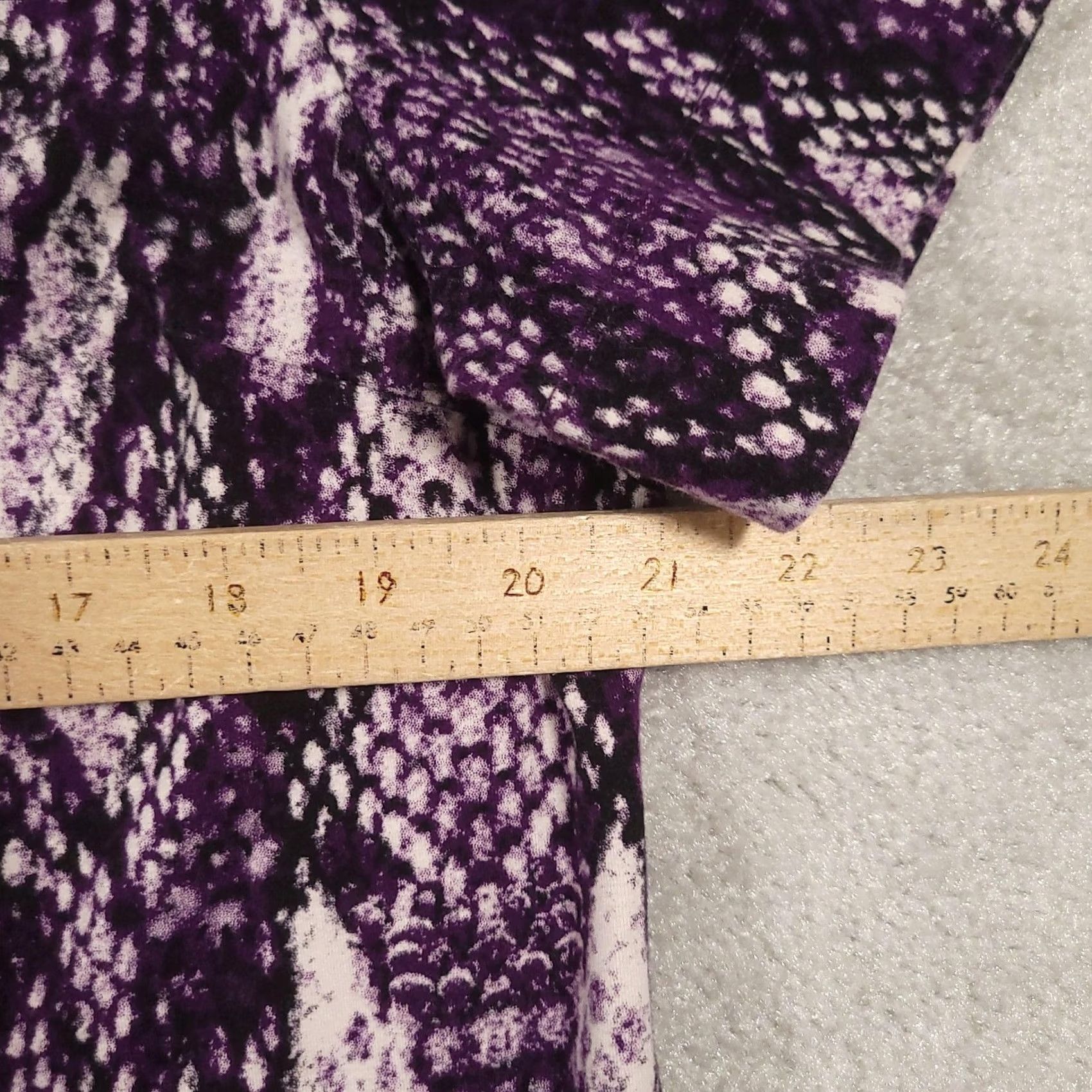 Vintage Women with Control Dress Womens XL Purple Snake Print Short Sleeve Stretch Knit Size 40" / US 18 - 6 Thumbnail