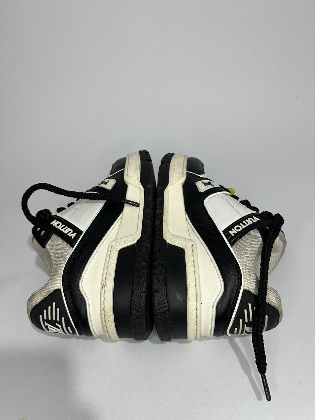 Louis Vuitton Louis Vuitton Black And White Maxi Trainer Sneakers. Size US 6 / EU 39 - 7 Thumbnail