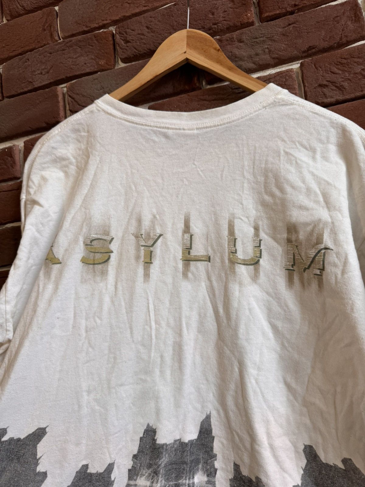 Band Tees Vintage 00s Disturbed Asylum Metal Band Tee White L Size US L / EU 52-54 / 3 - 8 Thumbnail