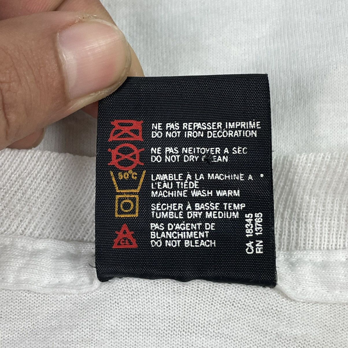 Ford Vintage 1992 Canada Police Ford Vehicle Tee Size US XL / EU 56 / 4 - 19 Thumbnail