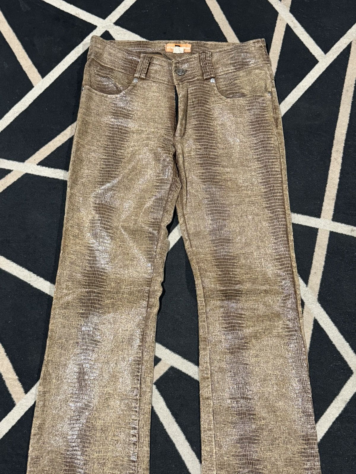 Tornado Mart Flared Waxed Snakeskin Stretch Jeans Japanese Styled Size US 29 - 3 Thumbnail