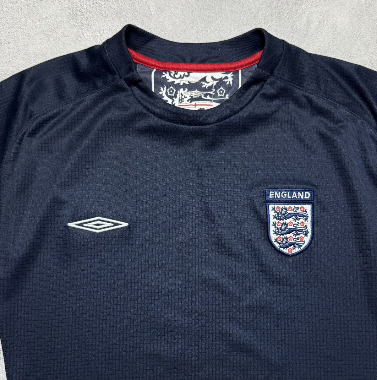 Umbro England 2004 2005 Football Shirt Soccer Jersey Umbro Size US L / EU 52-54 / 3 - 7 Thumbnail