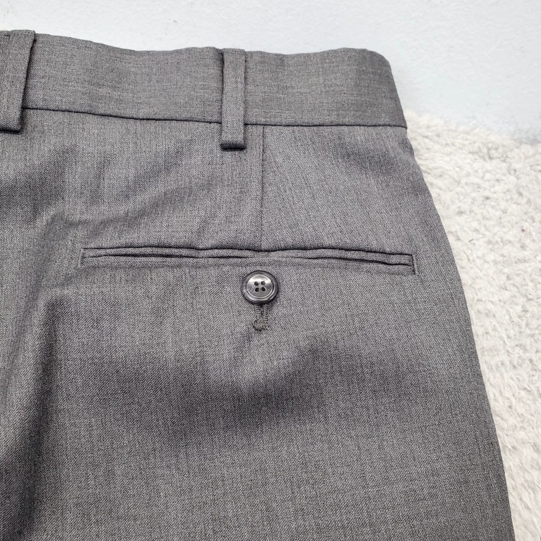 Jos. A. Bank Jos. A. Bank Dress Pants Mens 36x32 Charcoal Tailored Fit Formal Straight Leg Pants Mens Size 36 Charcoal Slashin Pocket Flat Front Inseam 32.5" Size US 36 / EU 52 - 8 Thumbnail