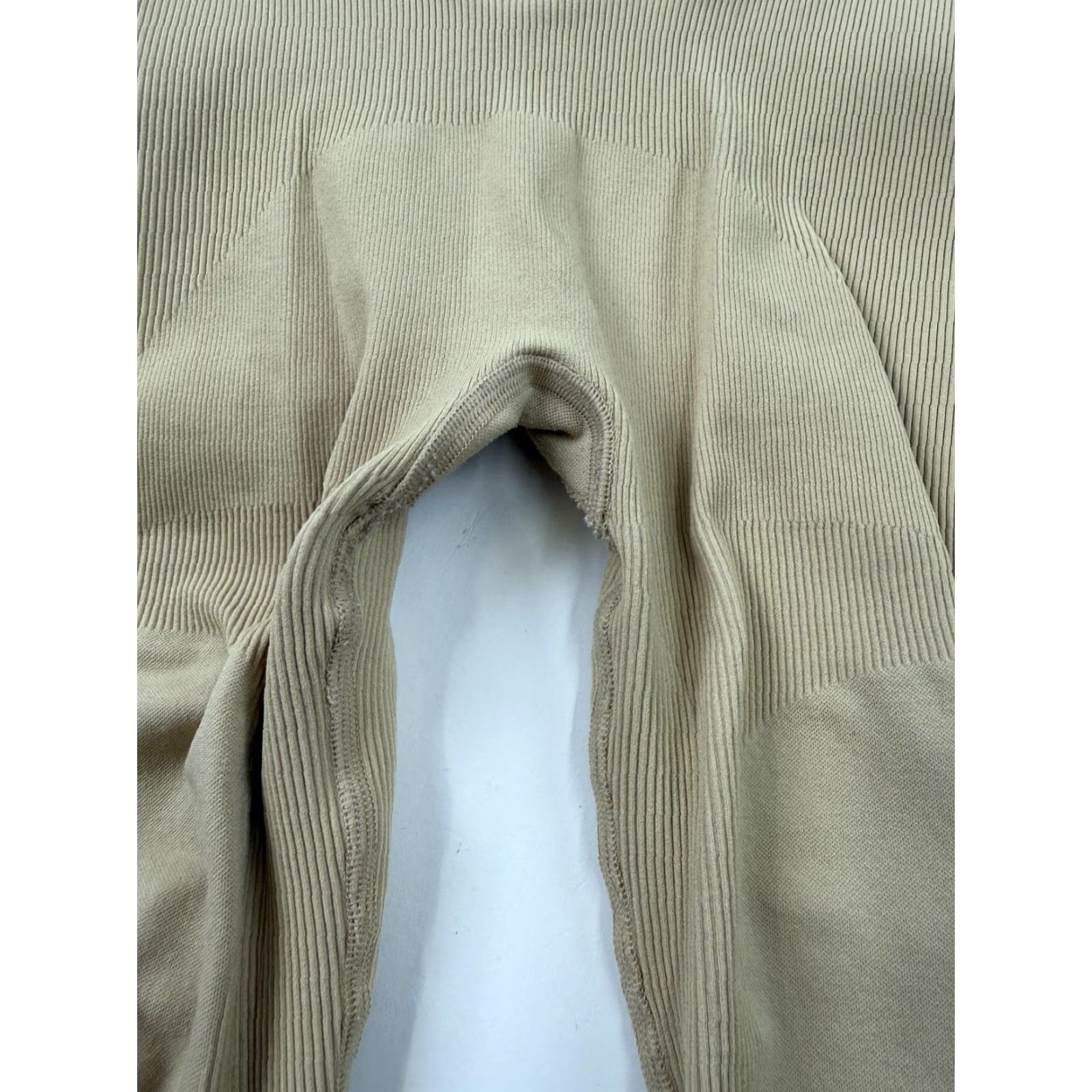 Adidas Adidas Leggings Womens Small Beige Formotion Compression Seamless Ribbed Yoga Size 28" / US 6 / IT 42 - 3 Thumbnail