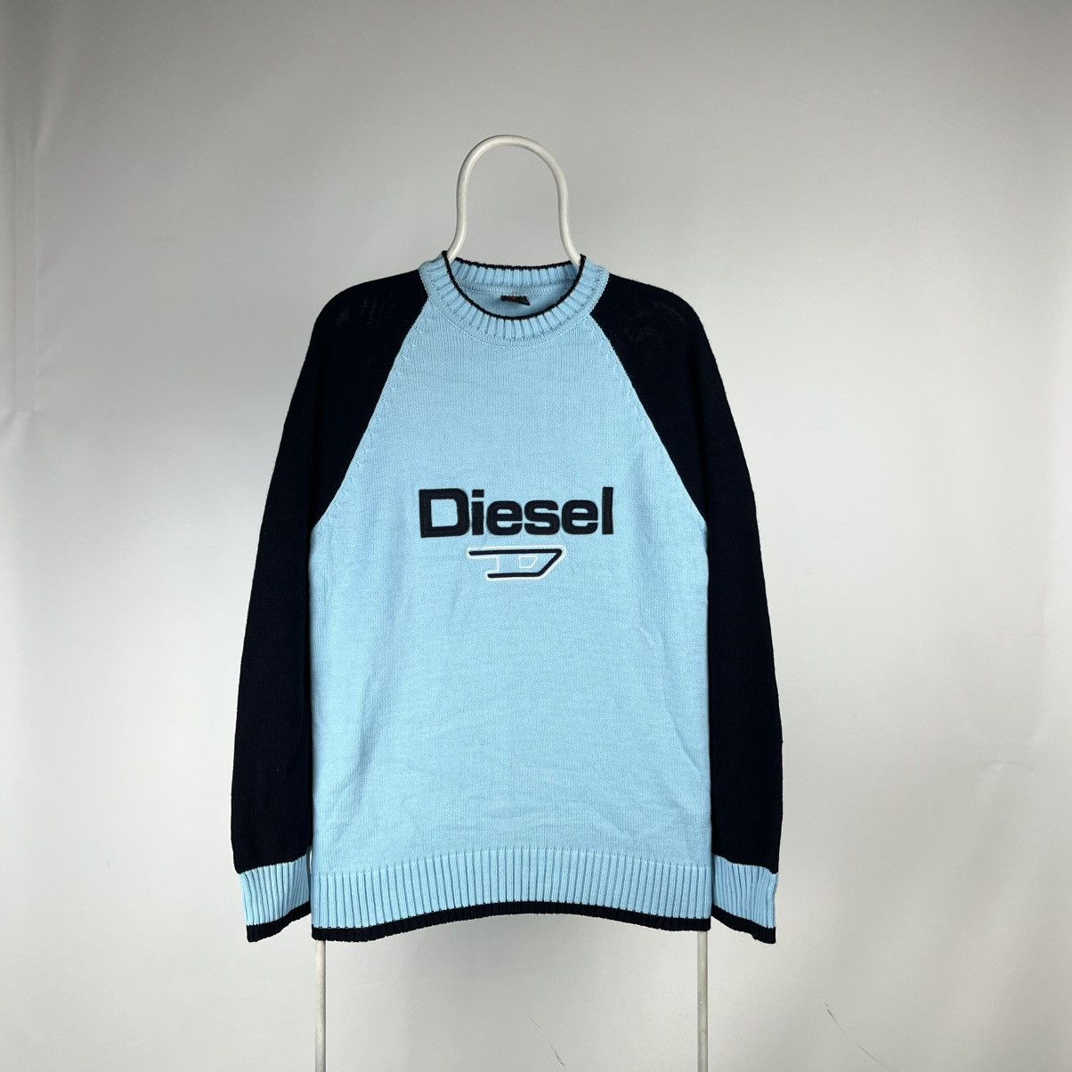 Diesel Diesel sweater knit embroidered logo y2k vintage size XLarge Size US XL / EU 56 / 4 - 1 Thumbnail