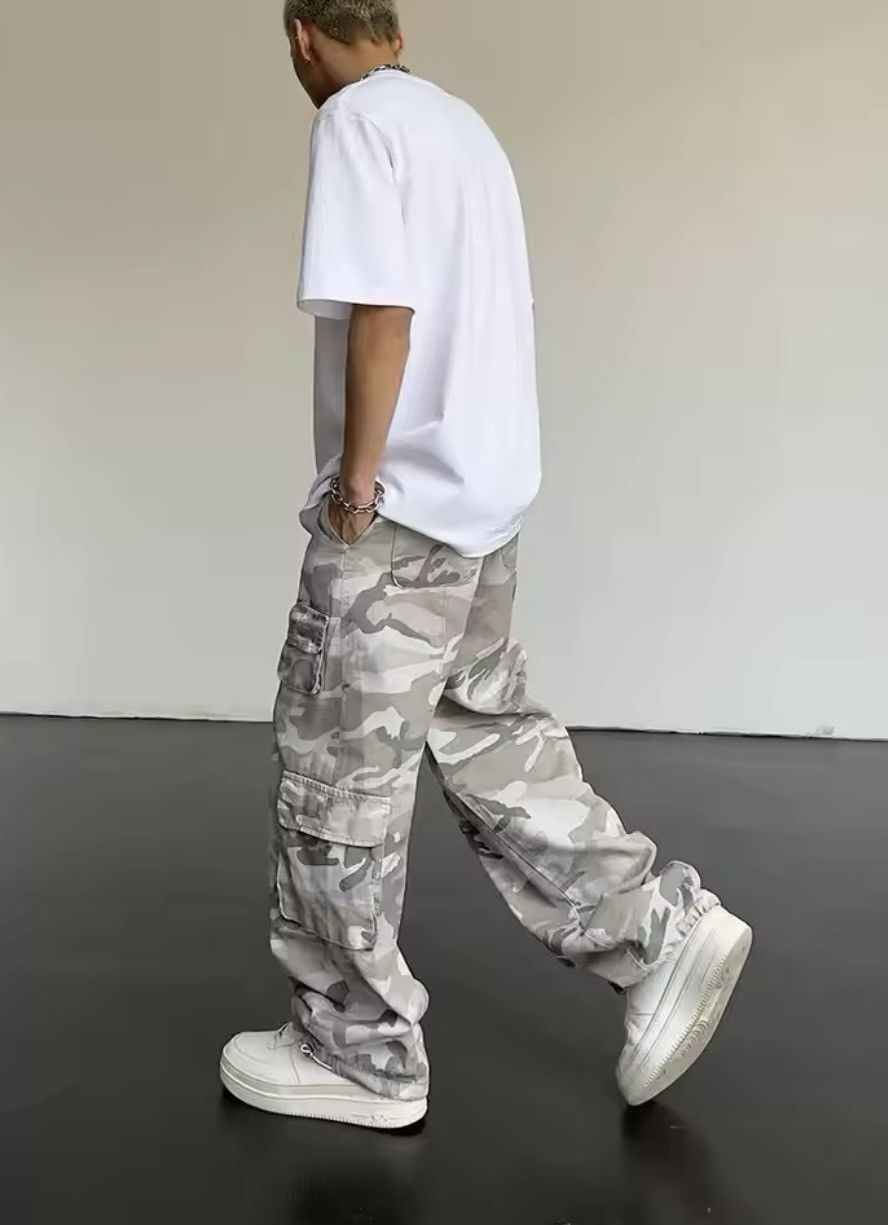 Japanese Brand Camouflage Cargo Pants Multi-pocket Size US 30 / EU 46 - 4 Thumbnail