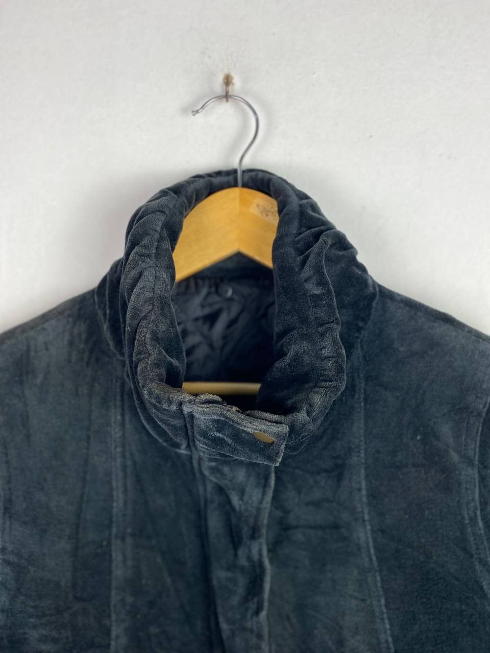 Japanese Brand vintage japanese brands velvet jacket quilted lining Size US M / EU 48-50 / 2 - 2 Thumbnail