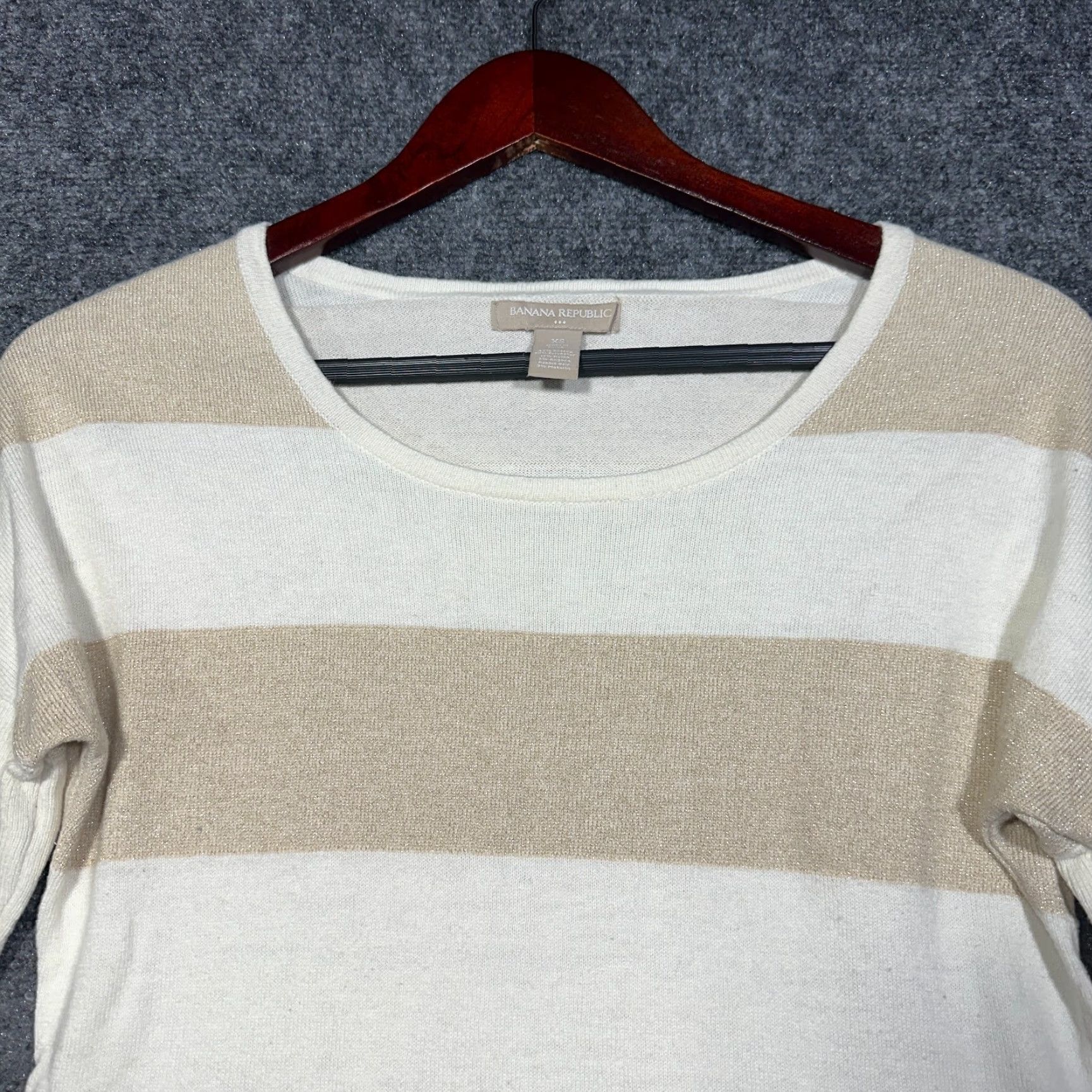 Banana Republic Banana Republic Sweater Womens XS Beige Gold Sparkle Knit Lightweight Striped Pullover Regular Size Type Knit Clothing Size XS / US 0-2 / IT 36-38 - 4 Thumbnail