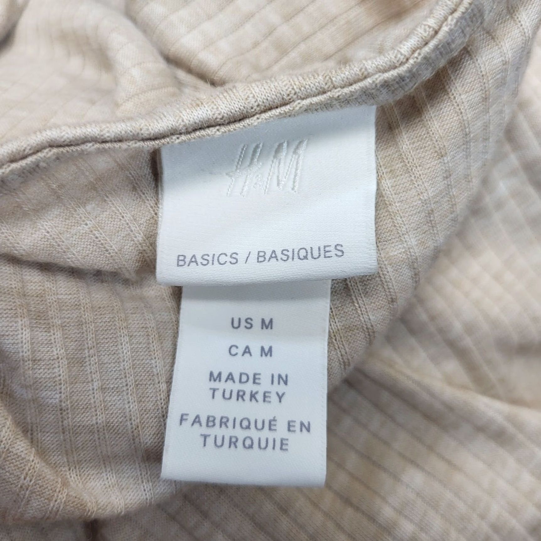 H&M H&M Womens Beige Short Sleeve Button Front Jumpsuit Size M V-Neck Ribbed Casual Shirt? Size 32" / US 10 / IT 46 - 4 Thumbnail