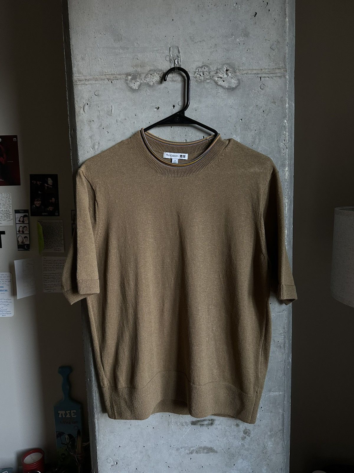 JW Anderson × Uniqlo JW Anderson x Uniqlo Knit T-shirt with Collar Detail Size US S / EU 44-46 / 1 - 3 Thumbnail
