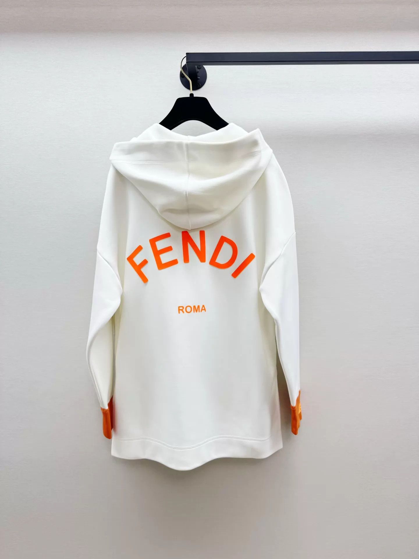 Fendi Fendi Logo Hoodie 38 Worn 2x Size XS / US 0-2 / IT 36-38 - 7 Thumbnail