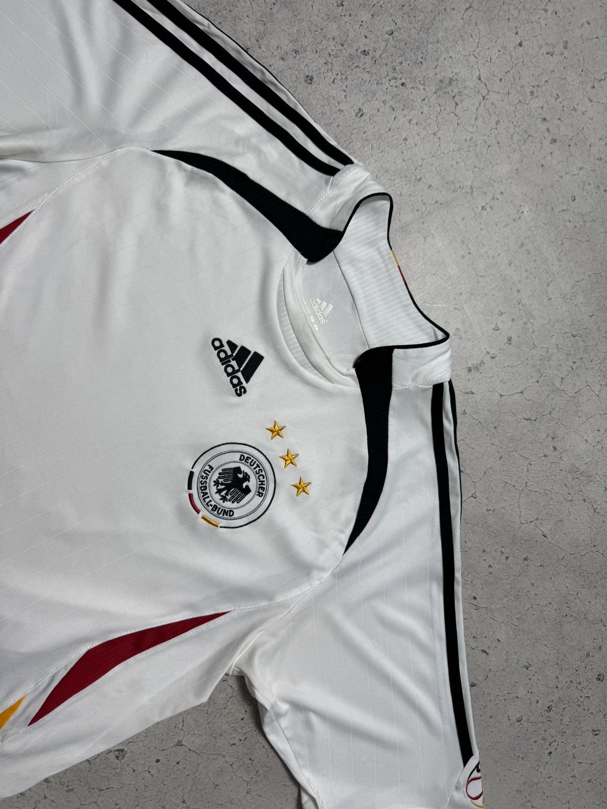 Adidas Adidas Germany Deutschland 2005/2006 Vintage Soccer Jersey Size US XL / EU 56 / 4 - 6 Thumbnail