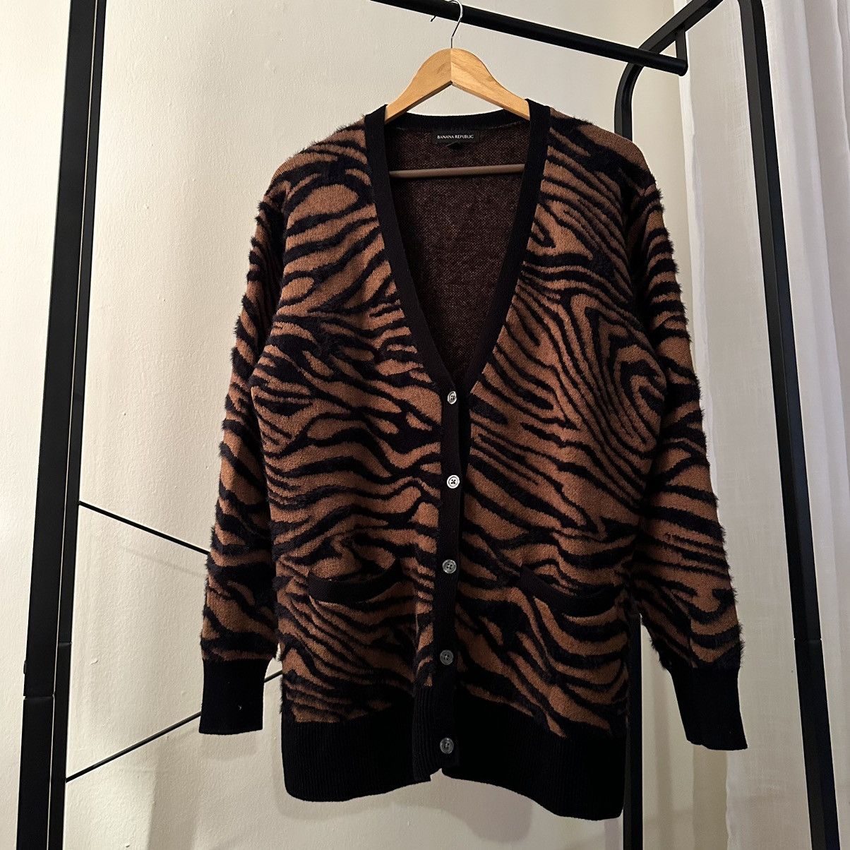 Banana Republic Banana Republic Mohair tiger cardigan Size L / US 10 / IT 46 - 1 Thumbnail