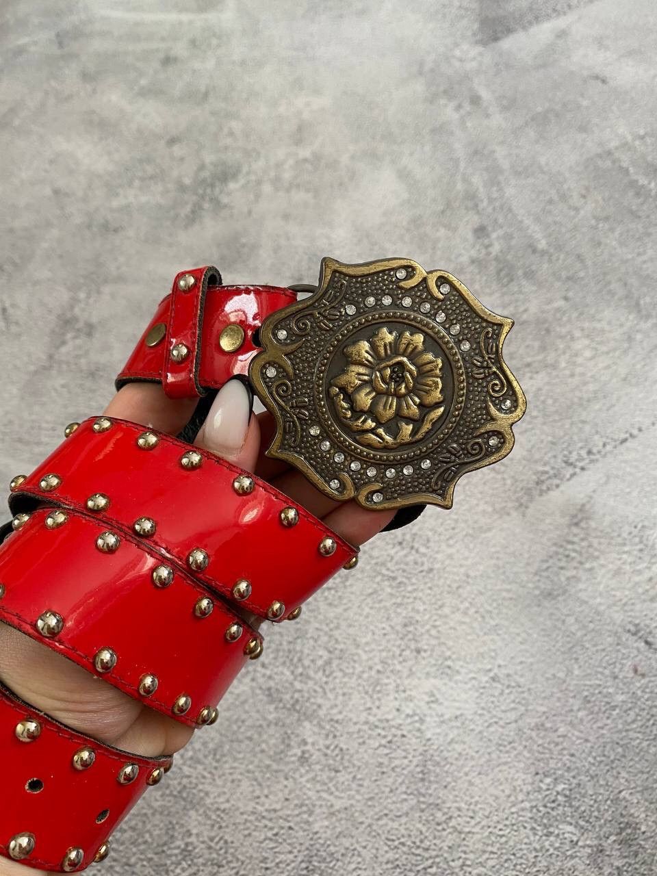 Vintage Vintage Red Rose Studded Belt Size 28 - 2 Thumbnail