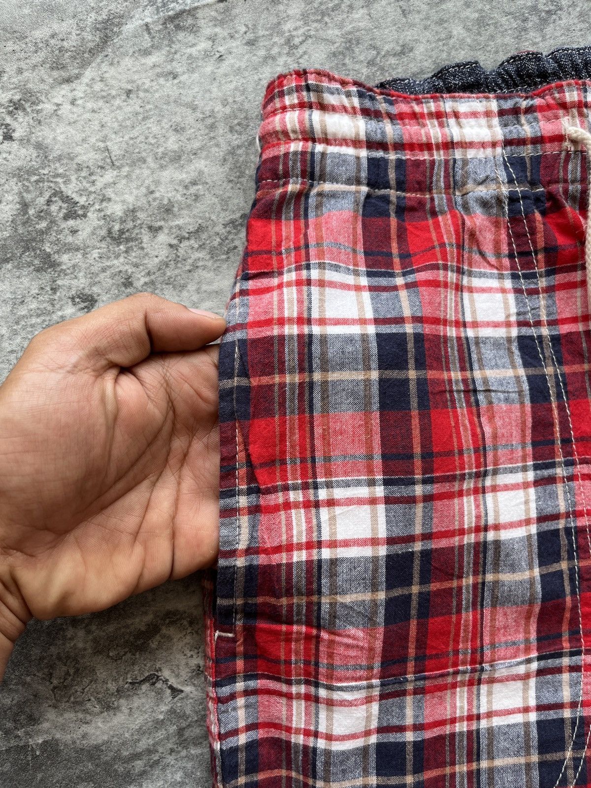 Comme des Garcons EYE Junya Watanabe Comme Des Garcons Plaid Shorts Size US 29 - 11 Thumbnail