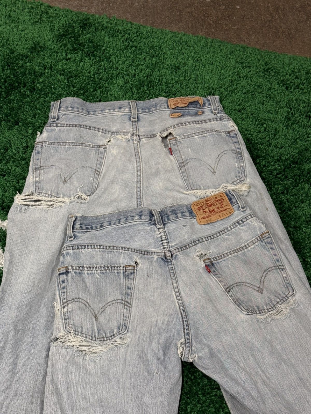 Levi's AMAZING Destroyed Vintage Levi Lot 31 30 Thrashed Distressed Size US 31 - 12 Thumbnail