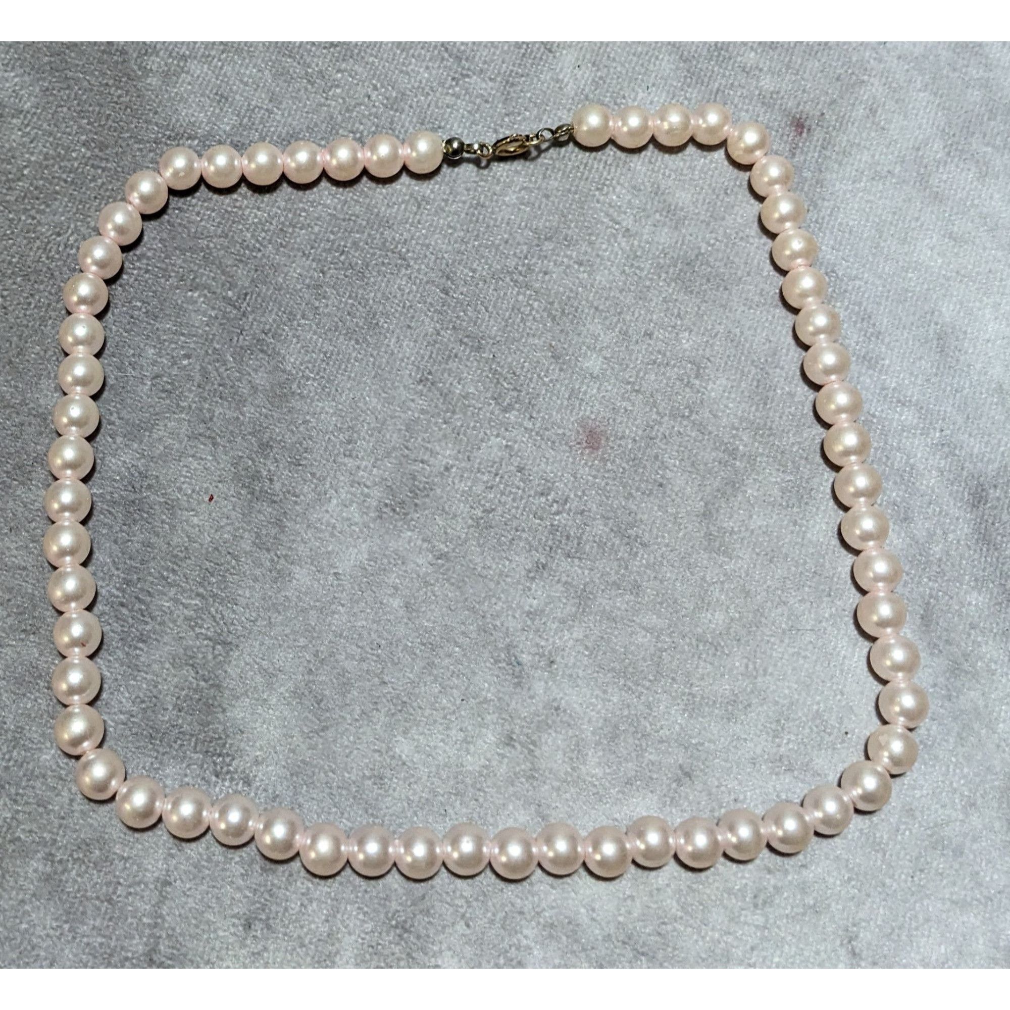 Other Coquette Pastel Pink Faux Pearl Necklace Size ONE SIZE - 8 Thumbnail