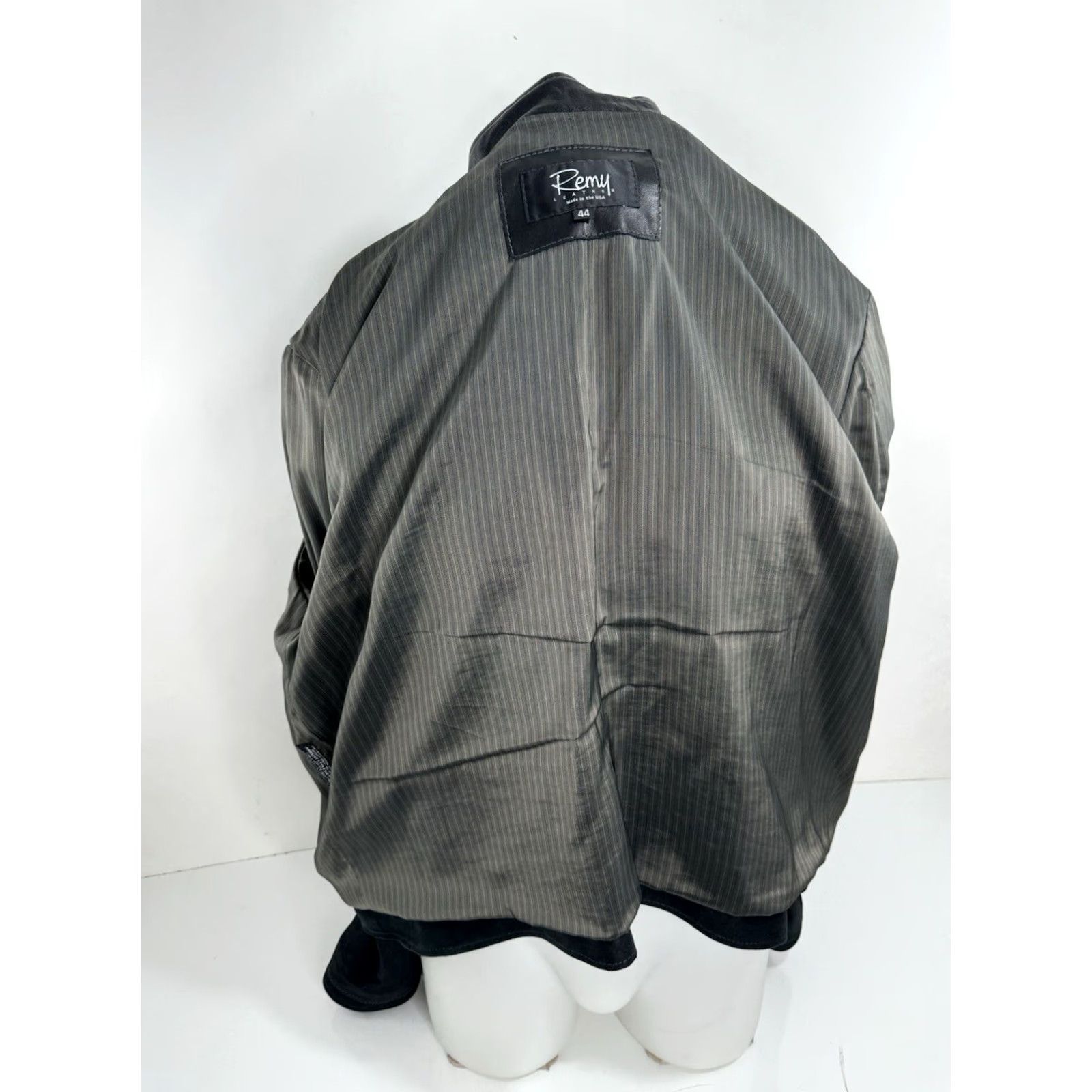 Vintage REMY Leather Moto Jacket Bomber Sz. 44 Shoulder Pads Full Zip Men Black 90s Motorcycle Style Shirt/Jacket Size US S / EU 44-46 / 1 - 4 Thumbnail